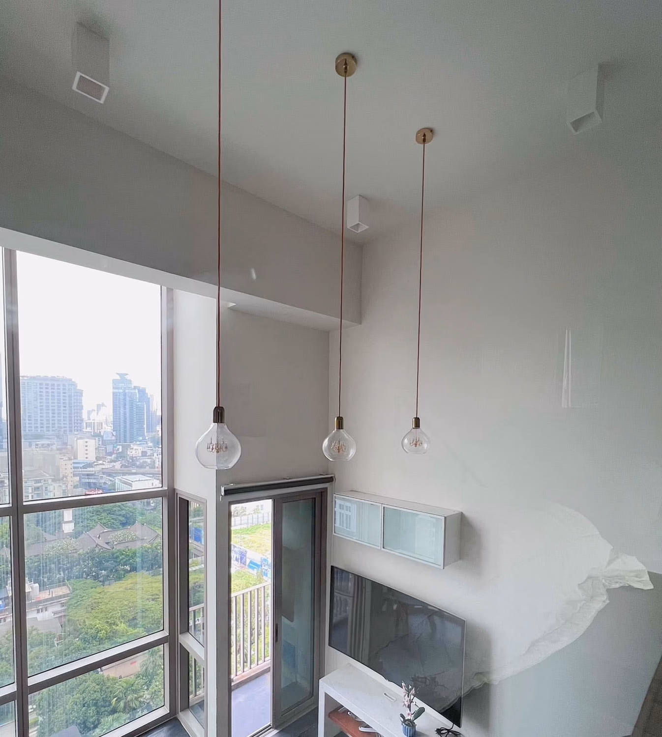 1 Bed Condo for Sale in Khlong Toei - Image 8