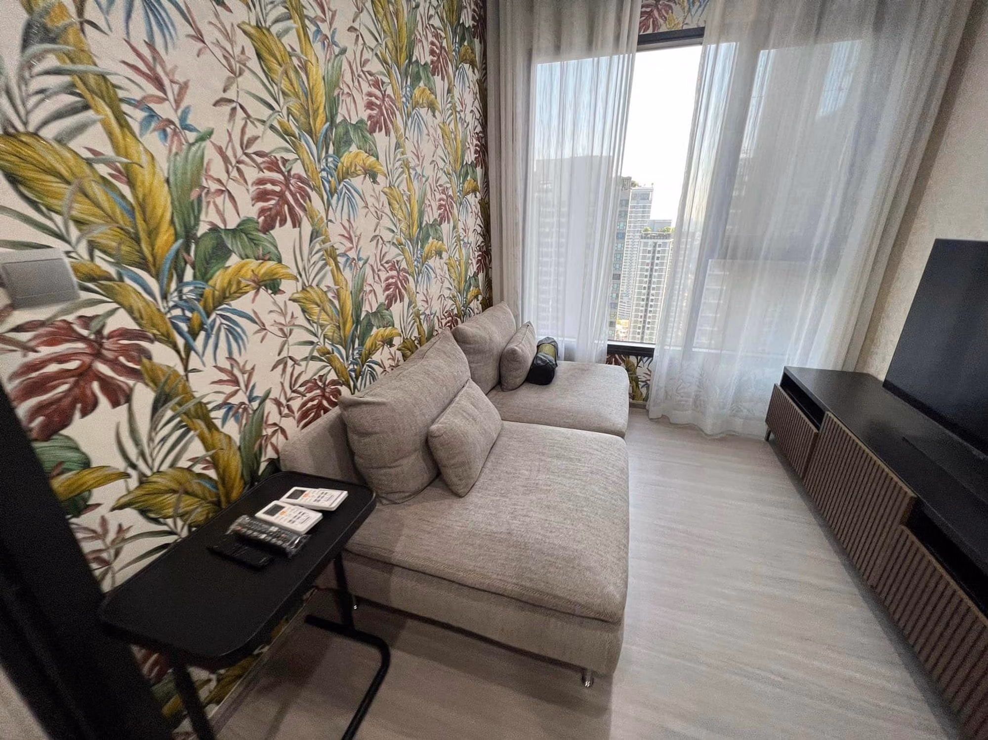 Condo - Image 1