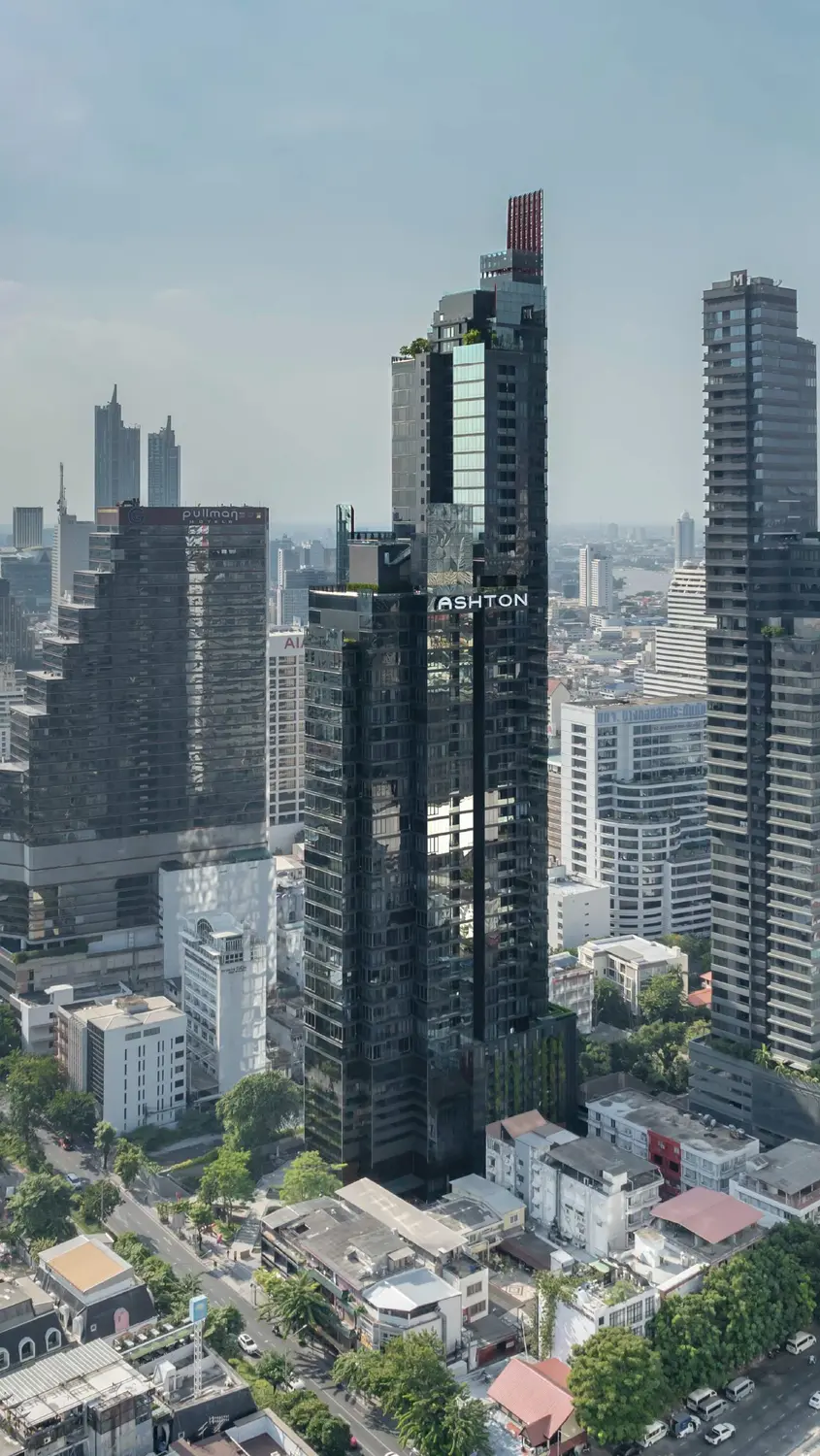 2 Bed Condo for Rent in Bang Rak - Image 11