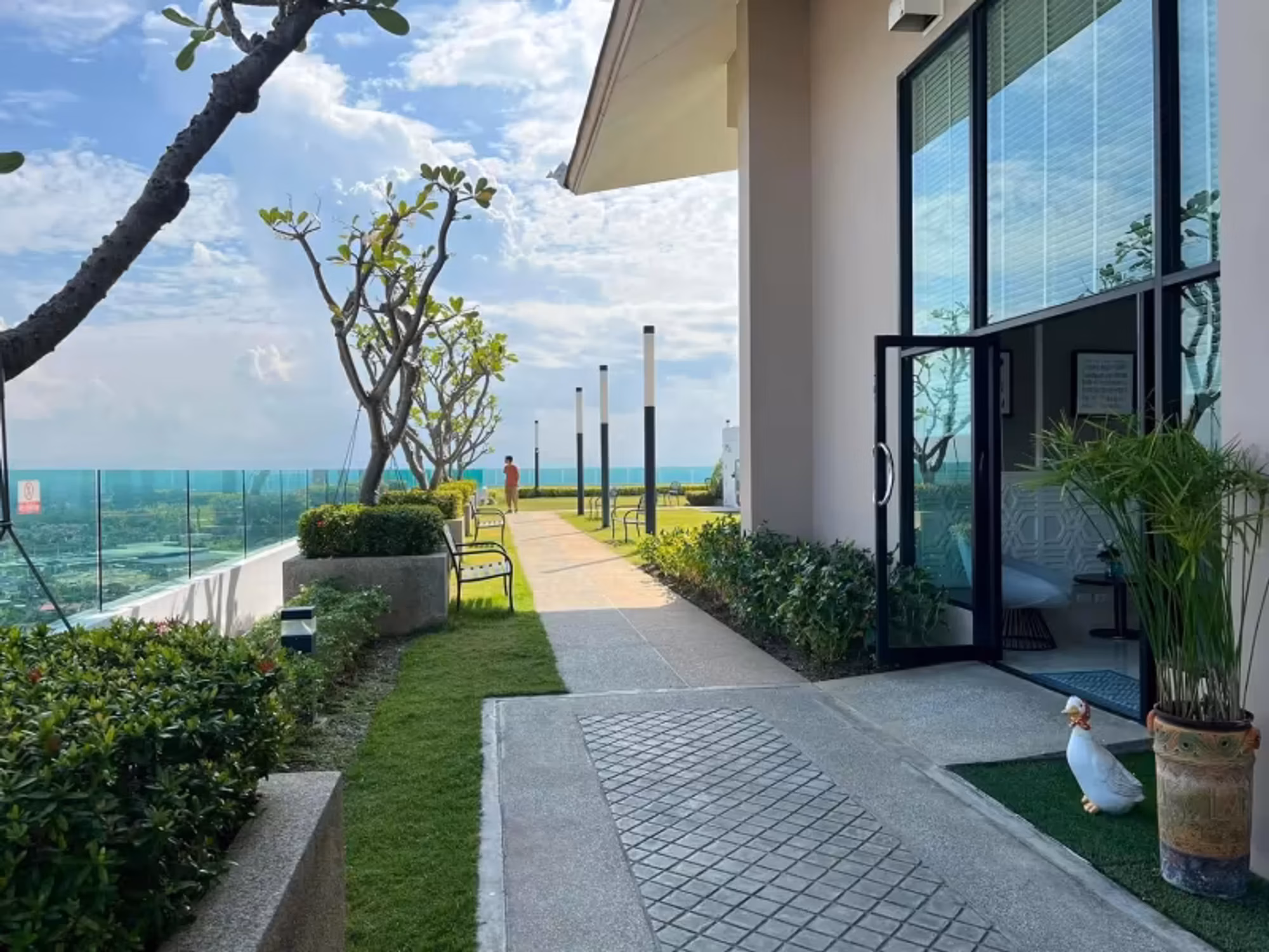 Studio for Sale in Nong Pa Khrang, Mueang Chiang Mai - Image 13
