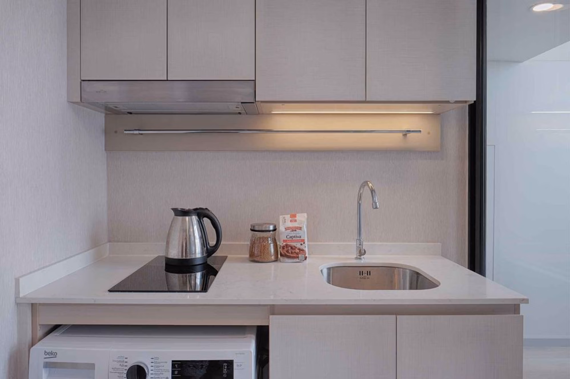 1 Bed Condo for Rent and Sale  Near Chong Nonsi BTS - Image 5