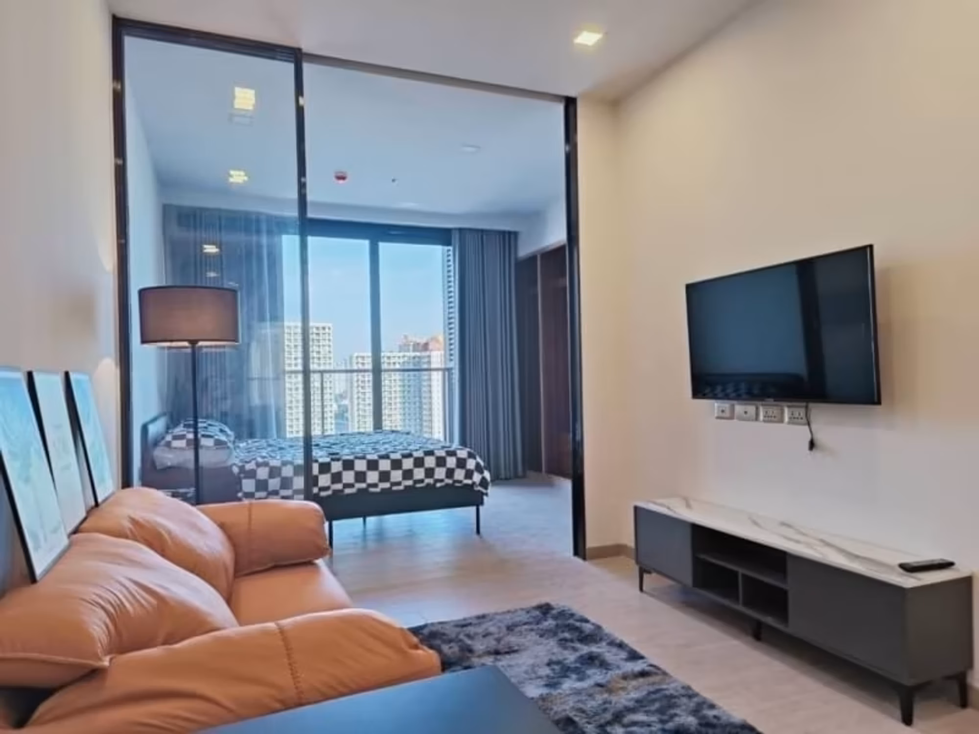 Condo - Image 3