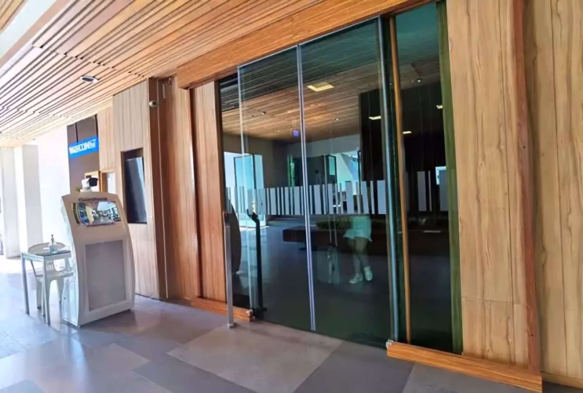 1 Bedroom Condo - Image 4