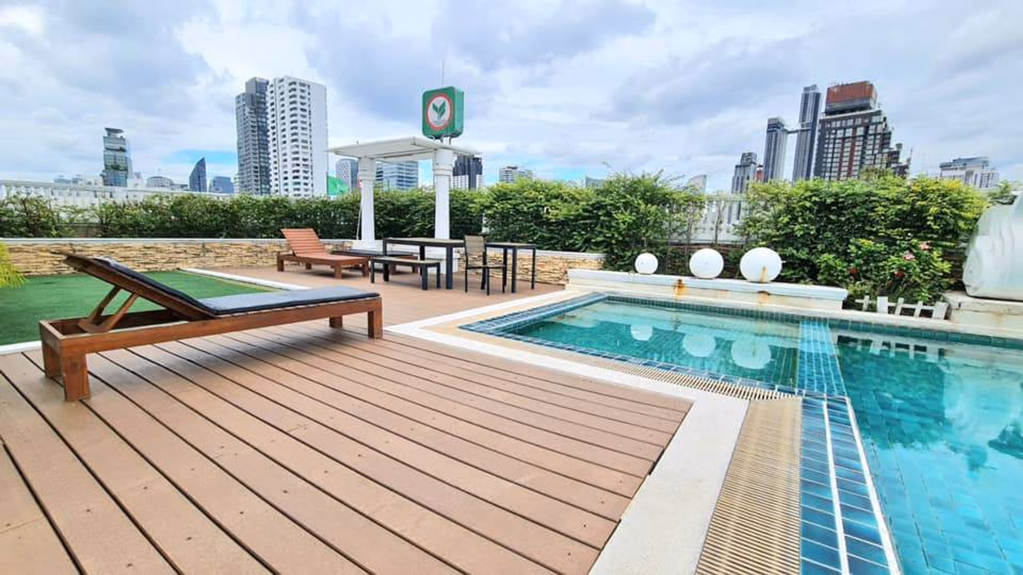 Condo - Image 9