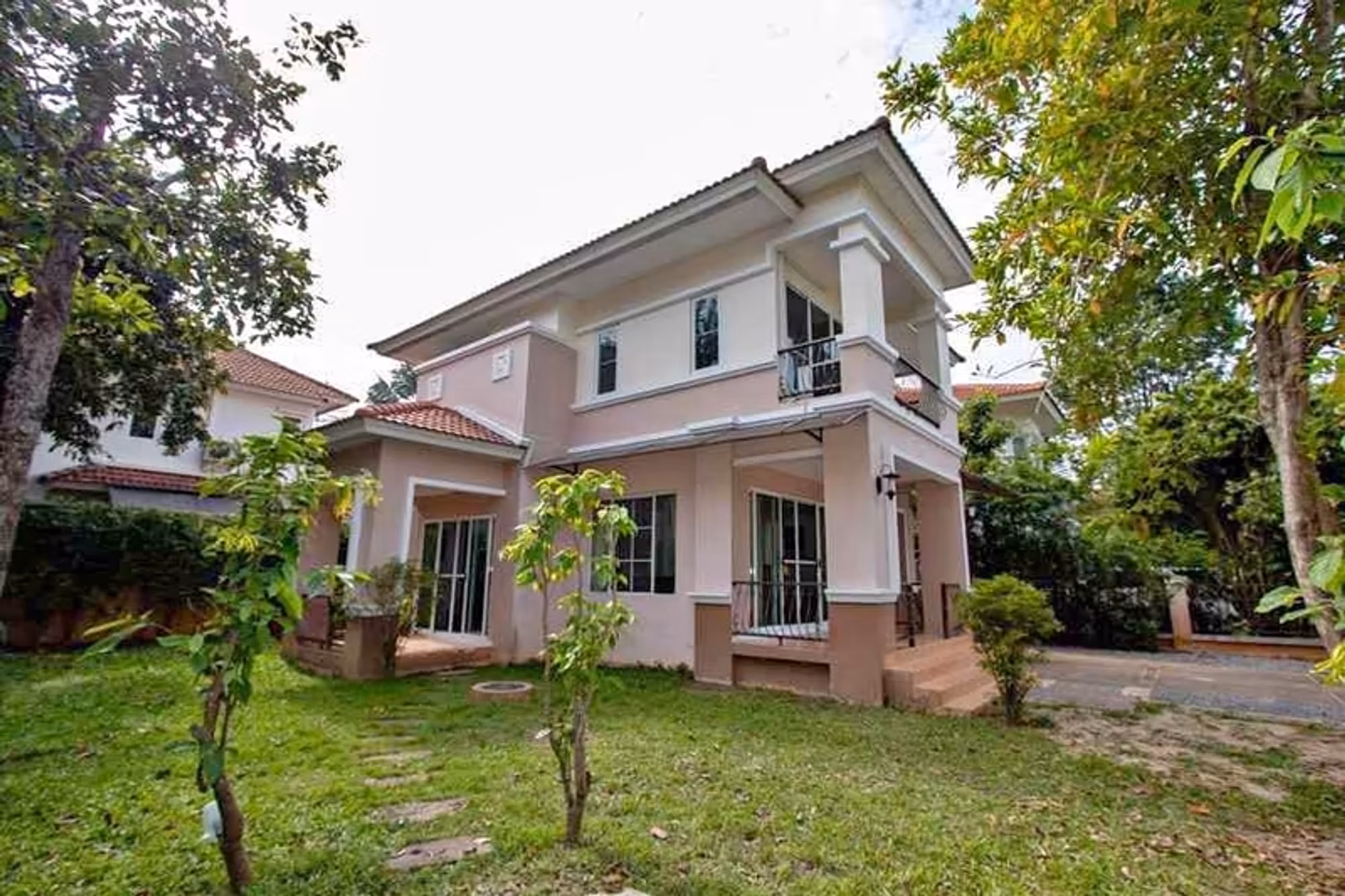 House for Sale in Nam Phrae, Hang Dong. - Image 1