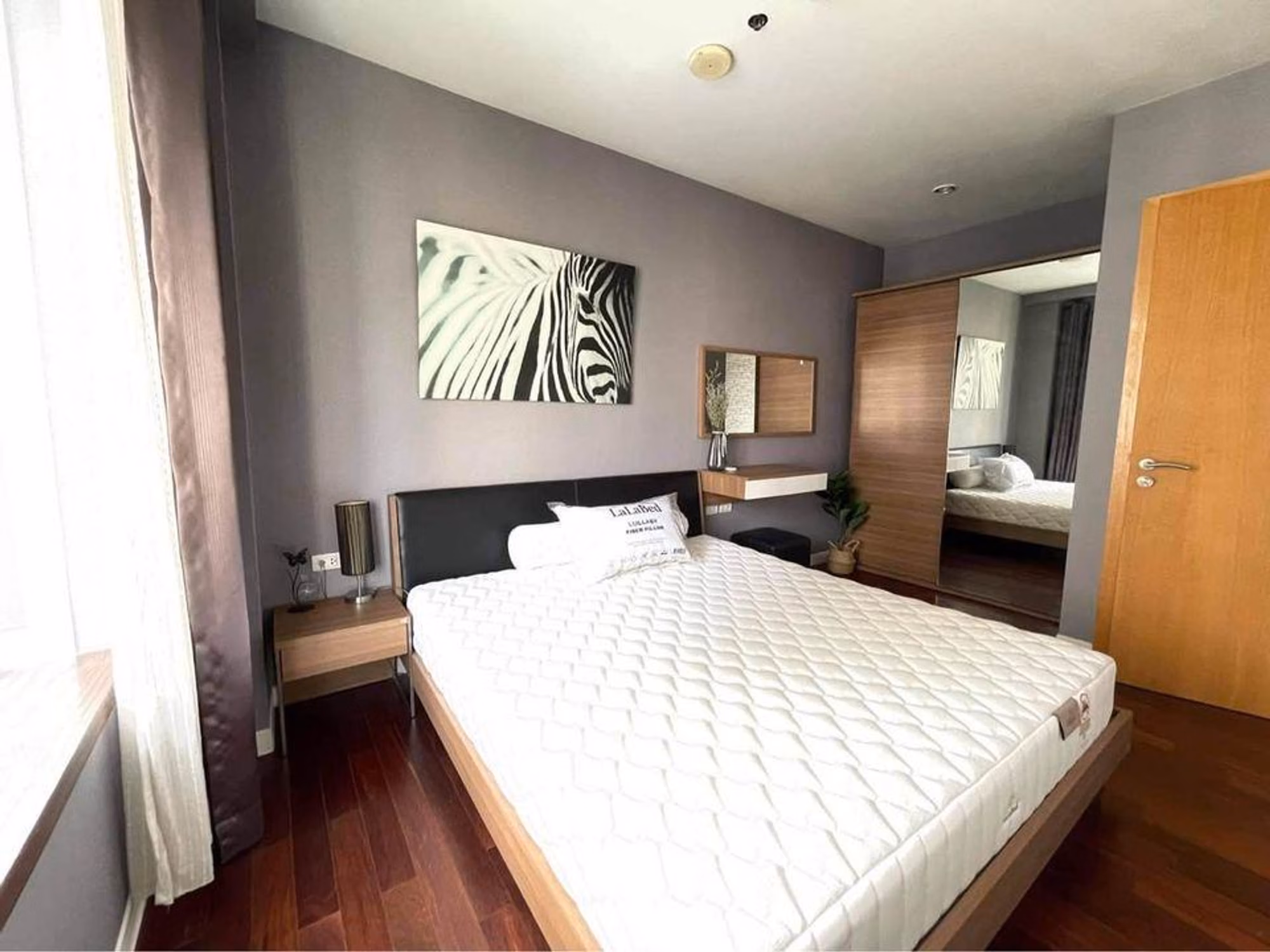 Condo for Rent at Circle Condominium - Image 8