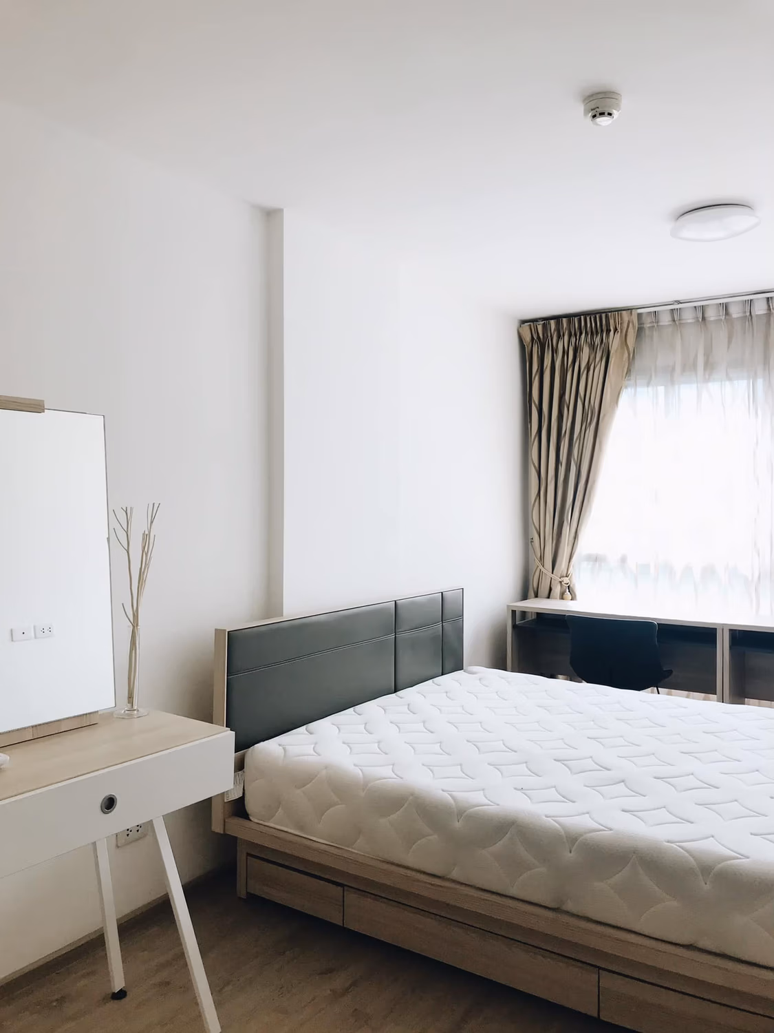 Condo - Image 7