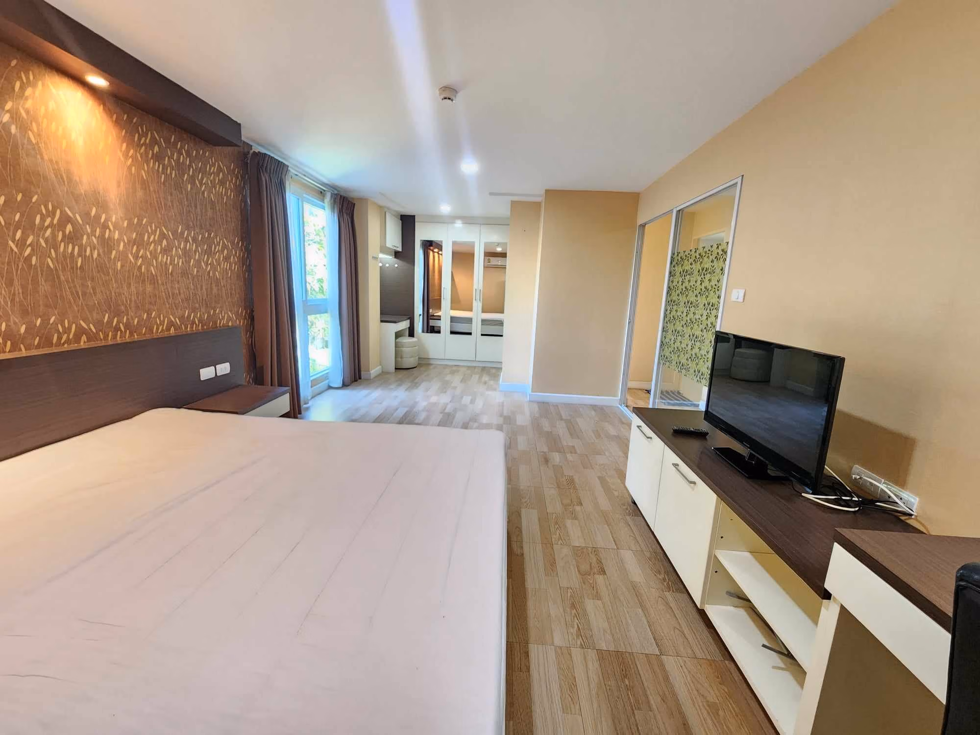 Condo for Sale at Chayayon - Image 5