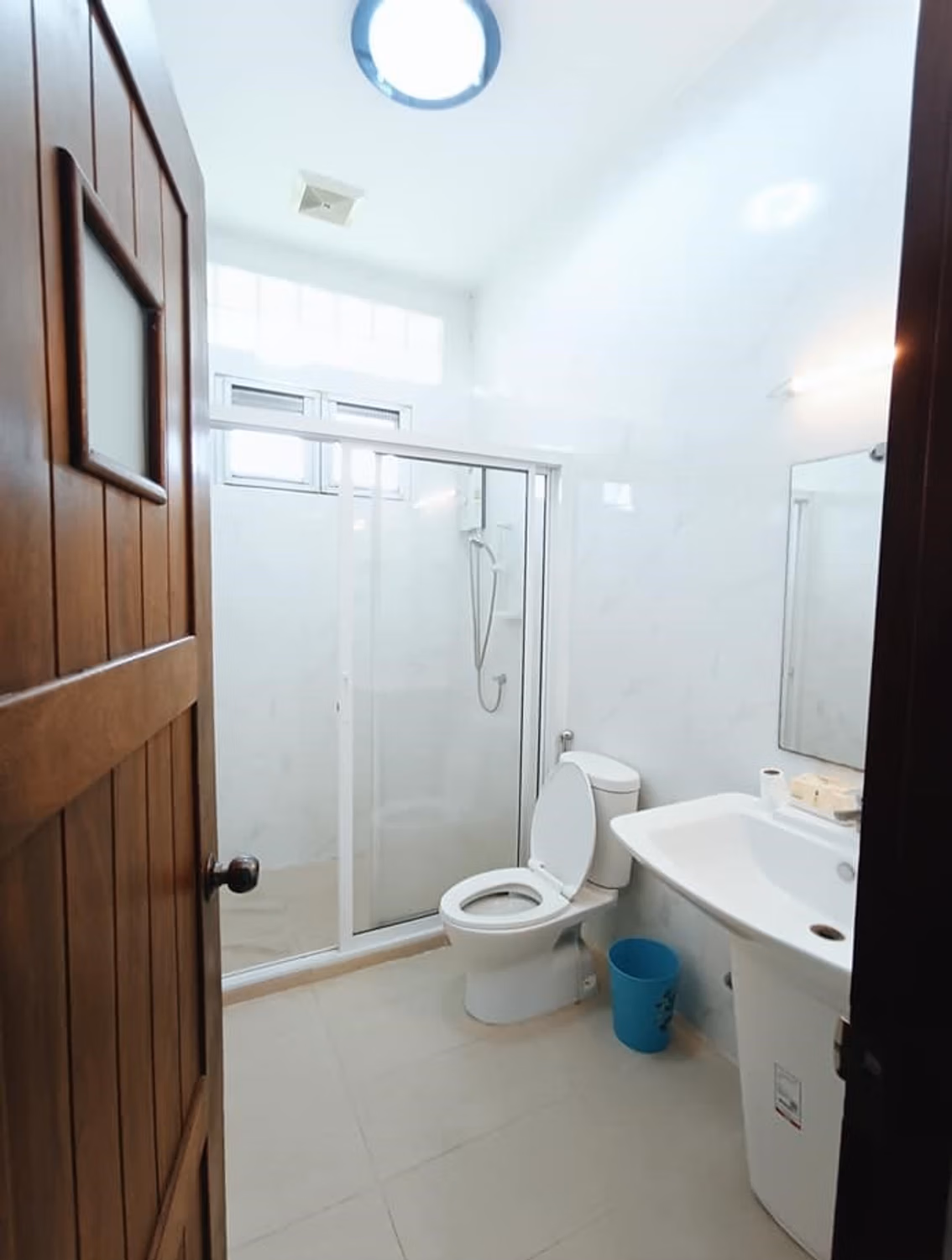 4 Bed House for Rent in Mueang Chiang Mai - Image 11