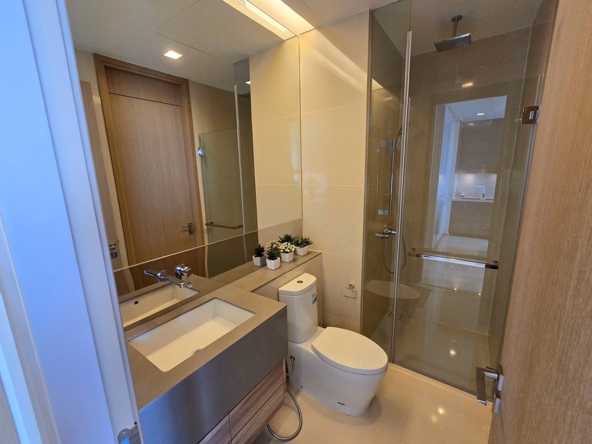 2 Bed Condo for Sale in Watthana - Image 8