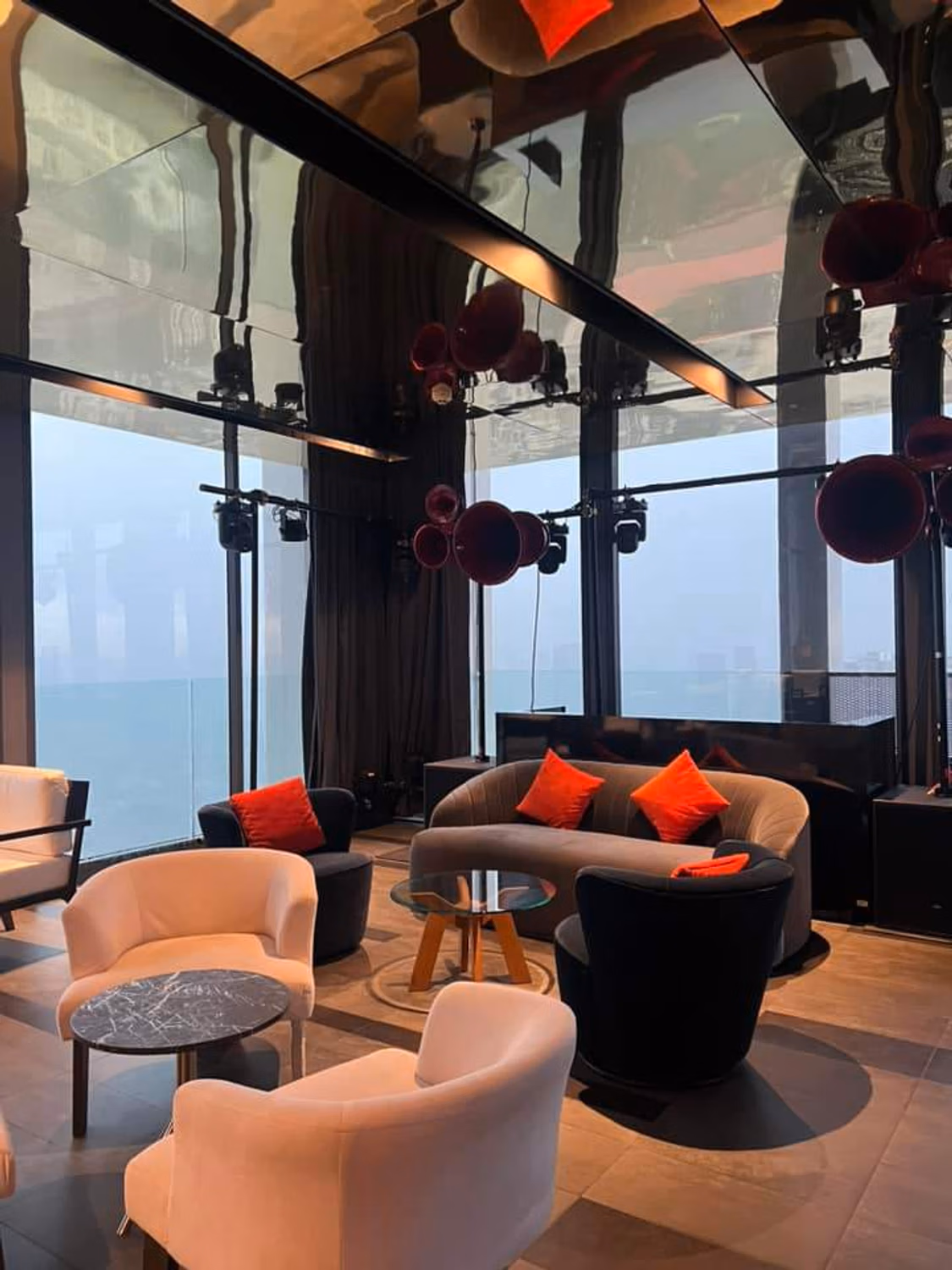 1 Bed Condo for Sale in Phra Khanong - Image 5