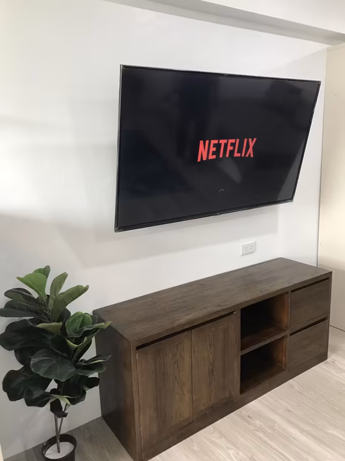 Condo - Image 4