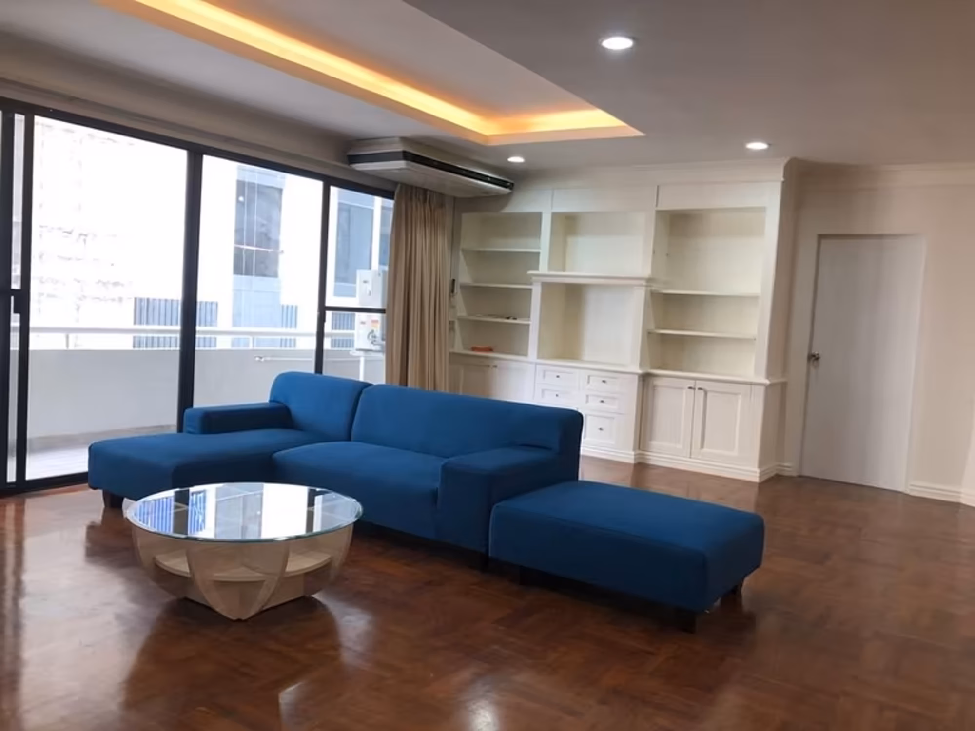 1 Bedroom Condo - Image 5