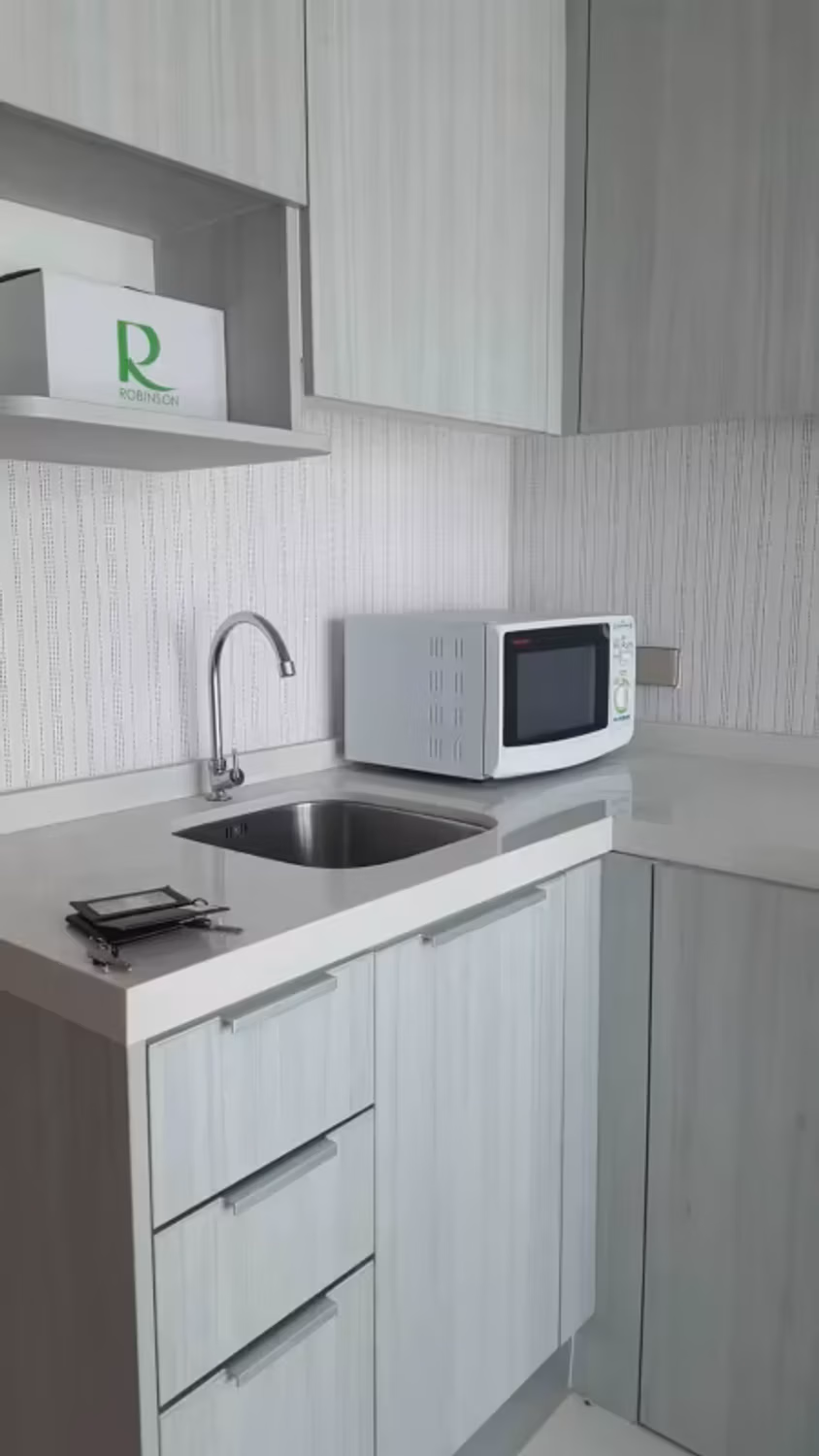 1 Bedroom Condo - Image 8