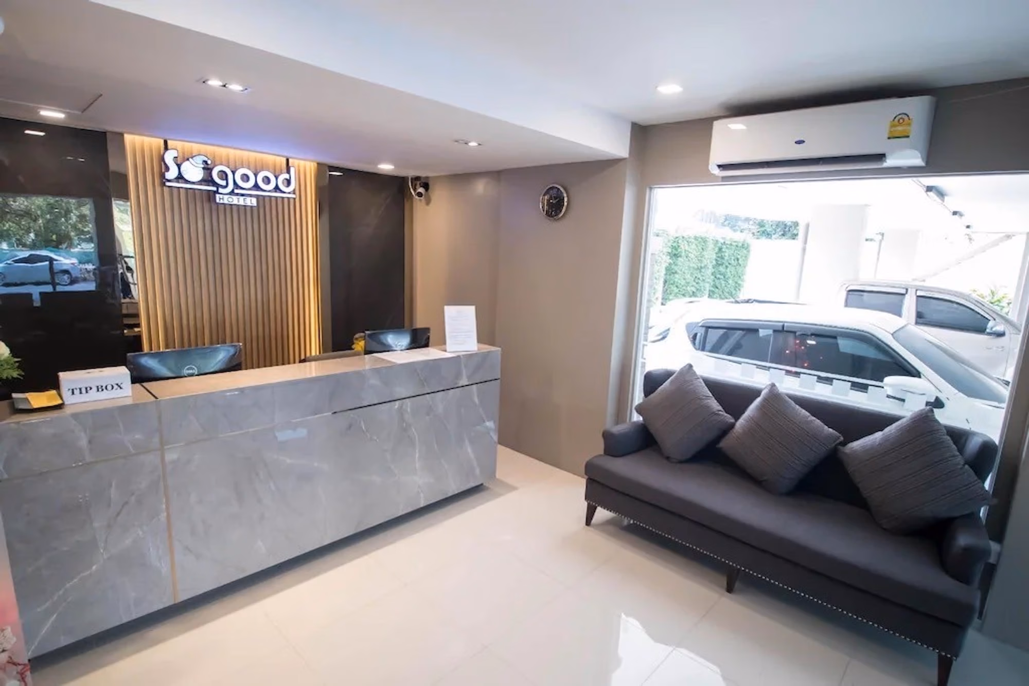 77 ห้องนอน อาคารพานิชย์ สำหรับ จำหน่าย ใน Huai Khwang - Image 6