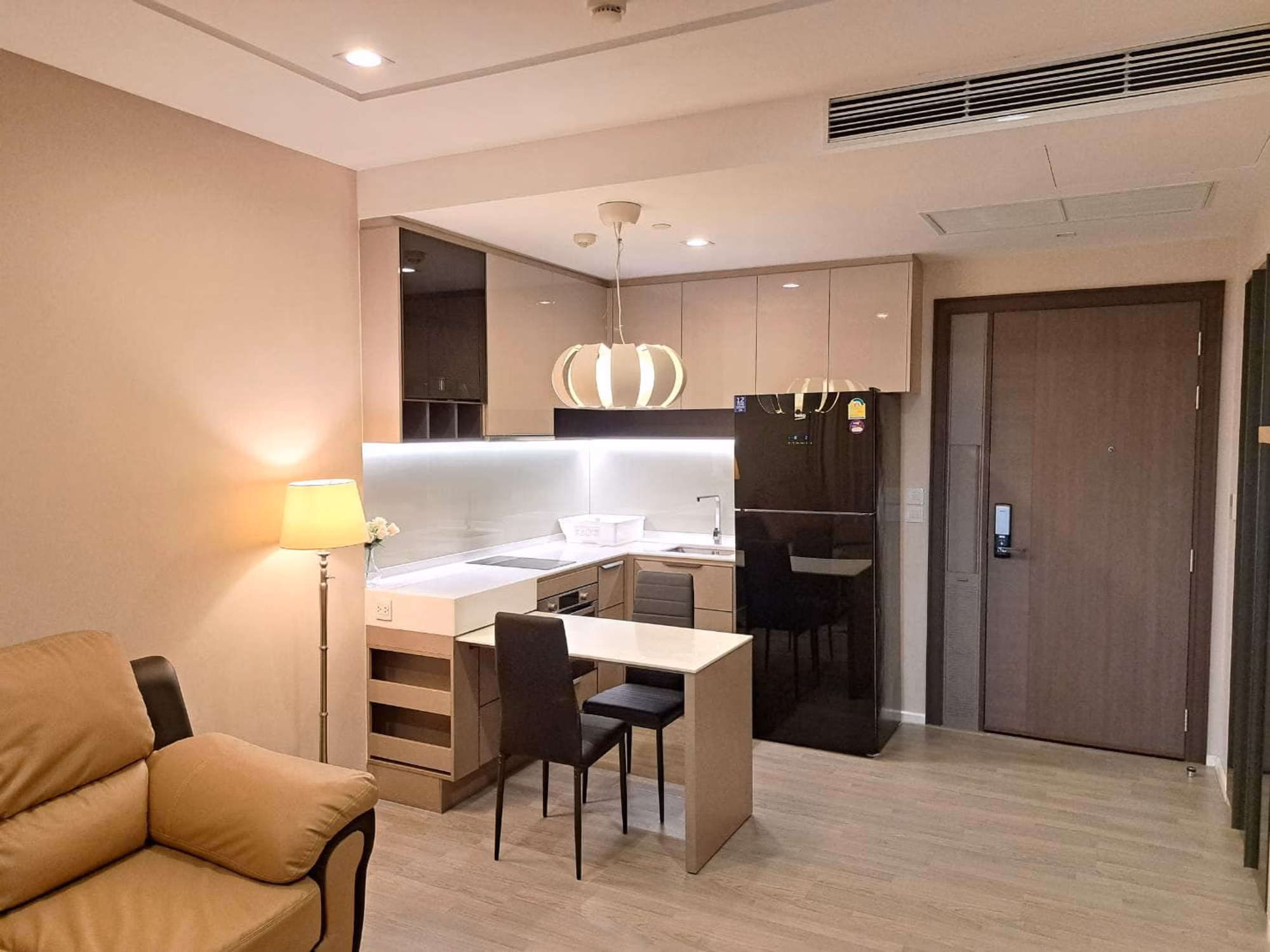 1 ห้องนอน Condo สำหรับ จำหน่าย ใกล้ Bang Pho MRT - Image 8