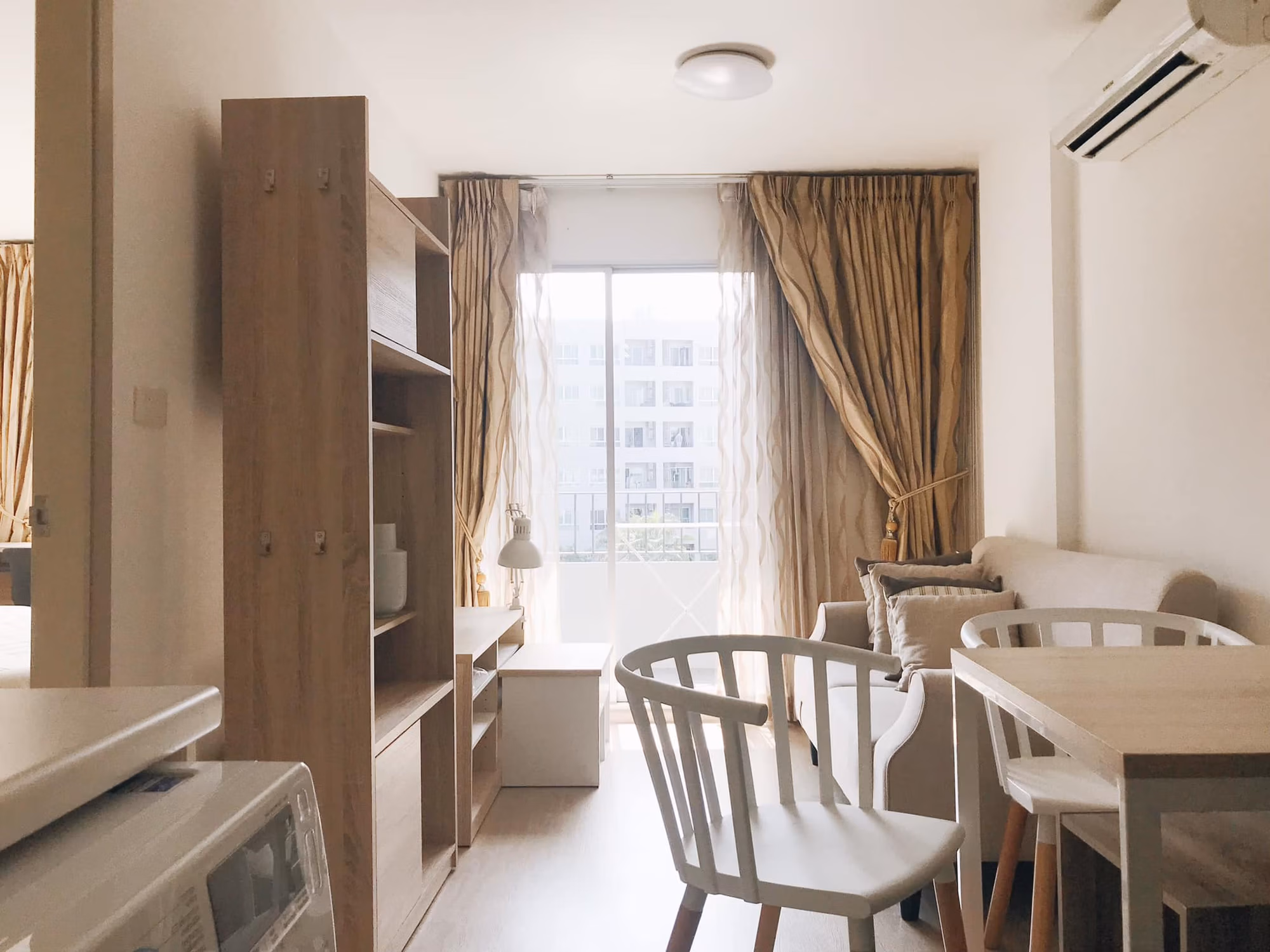 Condo - Image 2