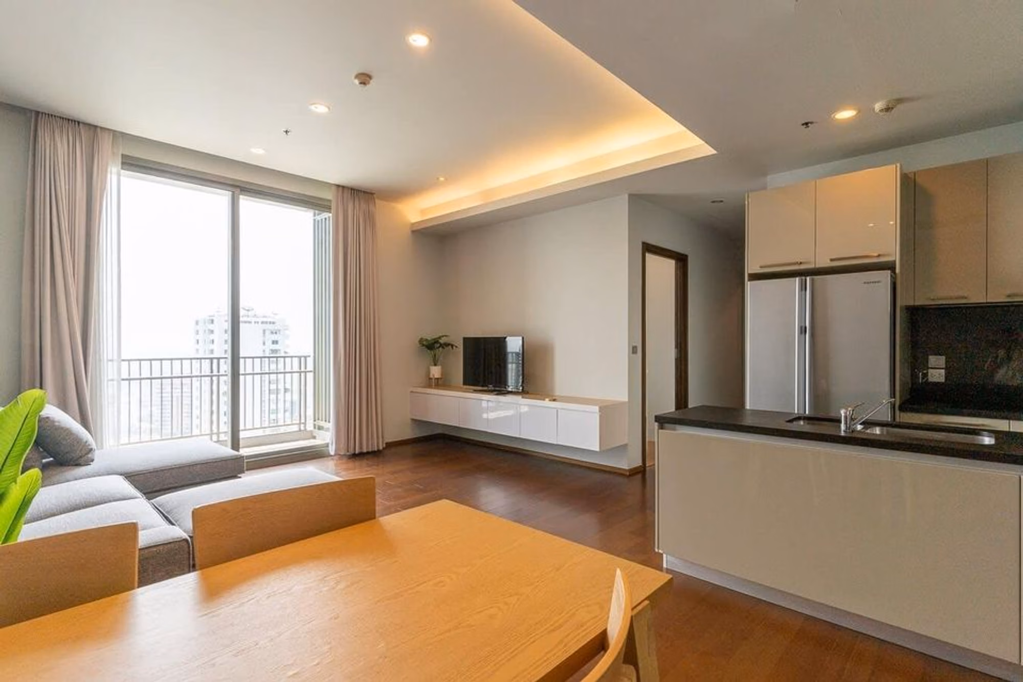 Condo - Image 3