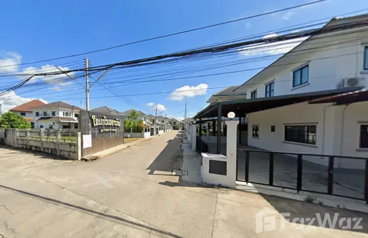 3 Bedroom House - Image 79