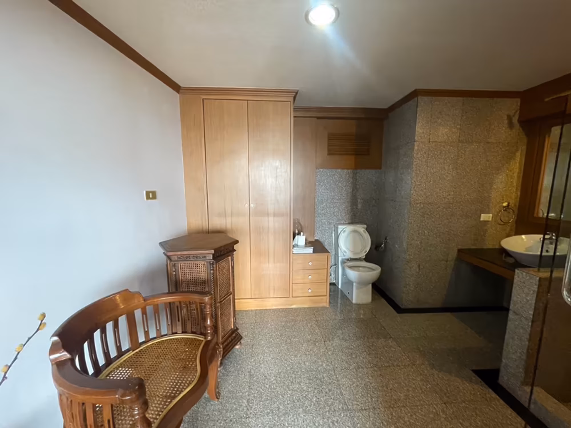 1 Bedroom Condo - Image 2