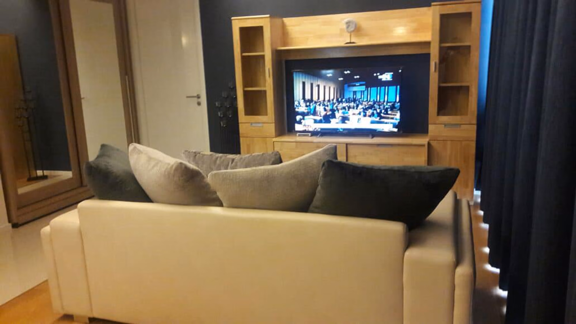 Condo - Image 4