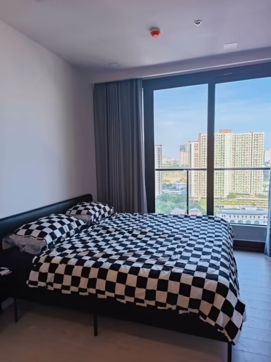 Condo - Image 9