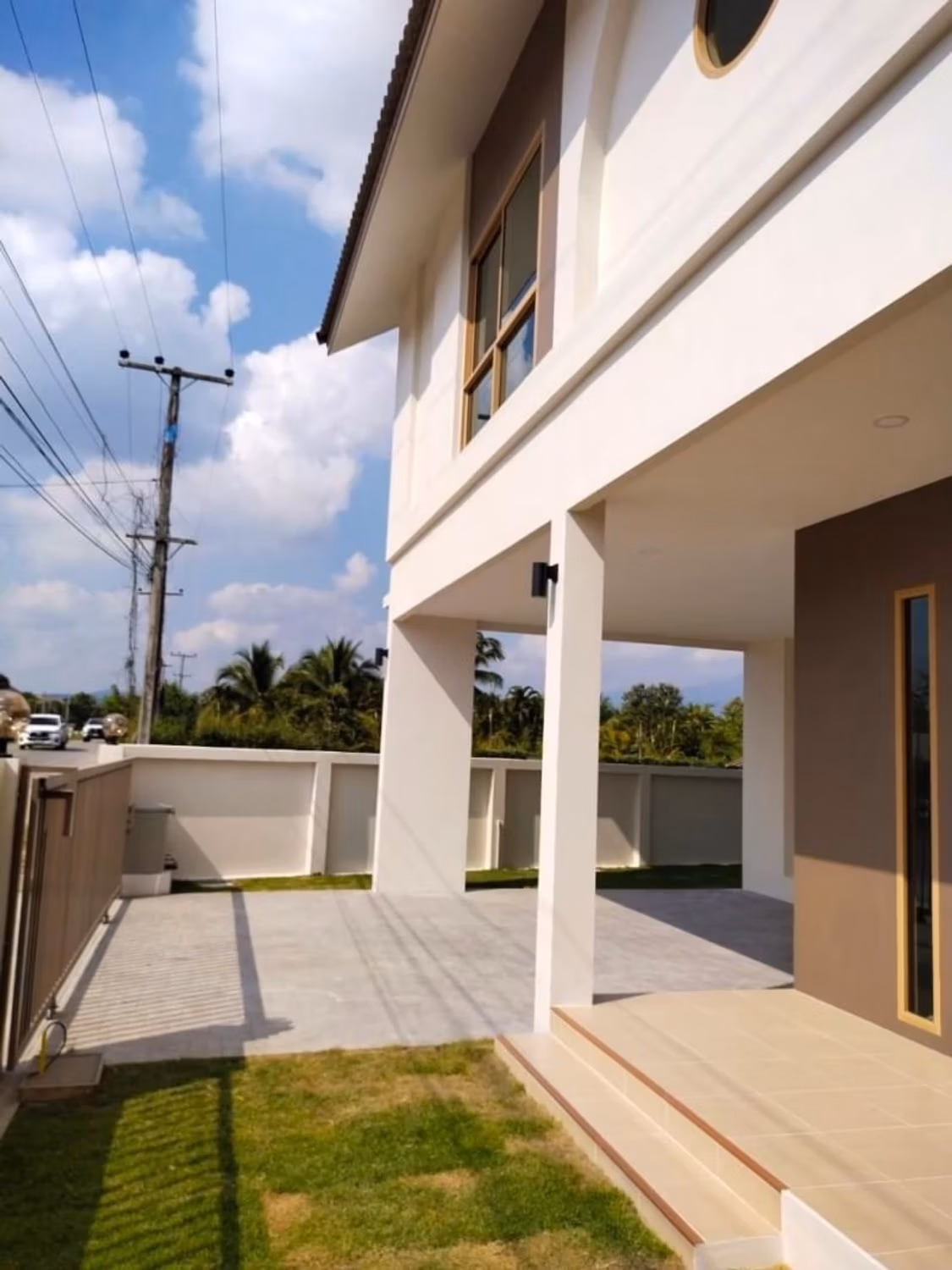 4 Bed House for Rent in Hang Dong - Image 10