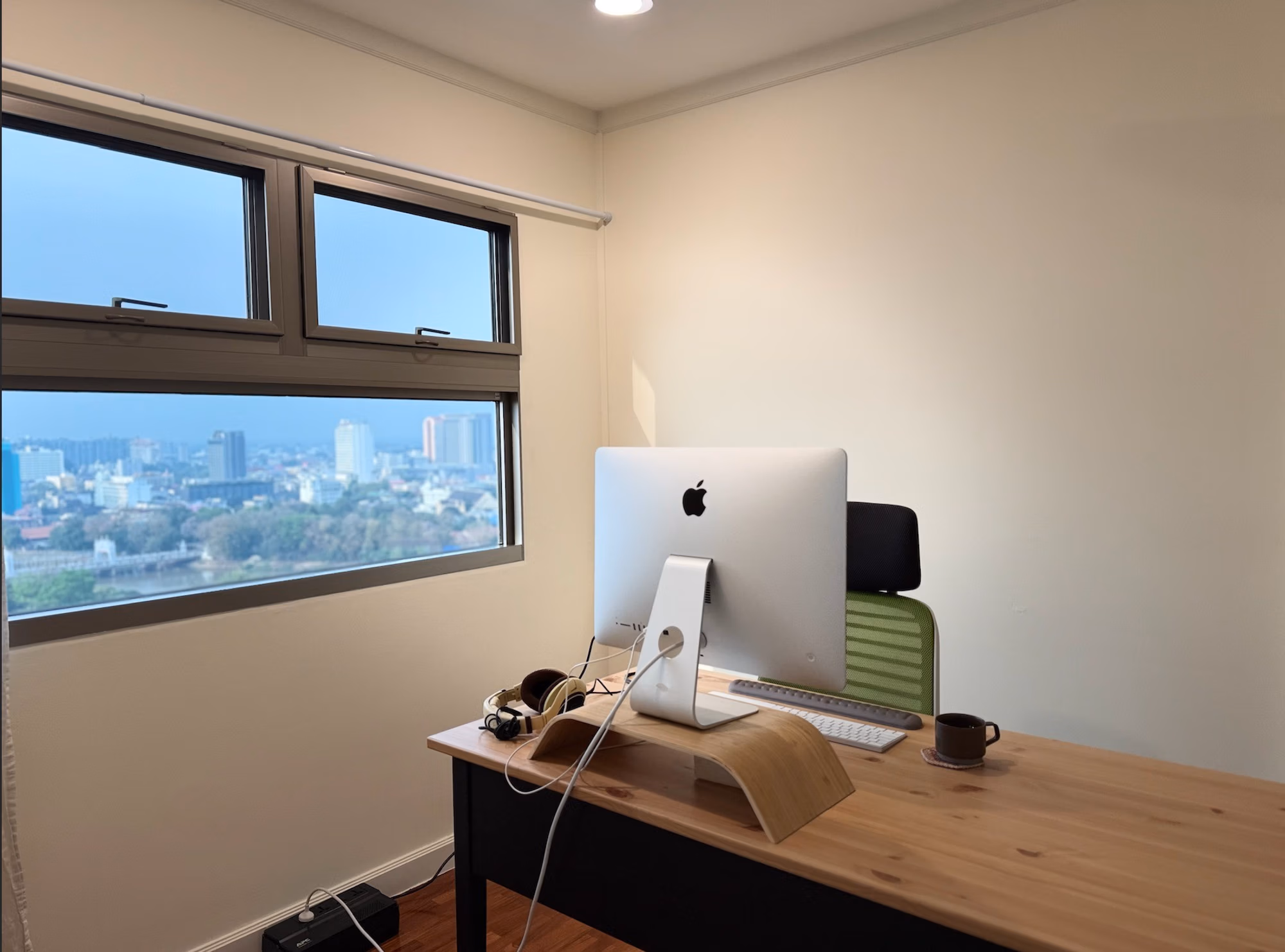 2 Bed Condo for Rent in Mueang Chiang Mai - Image 2