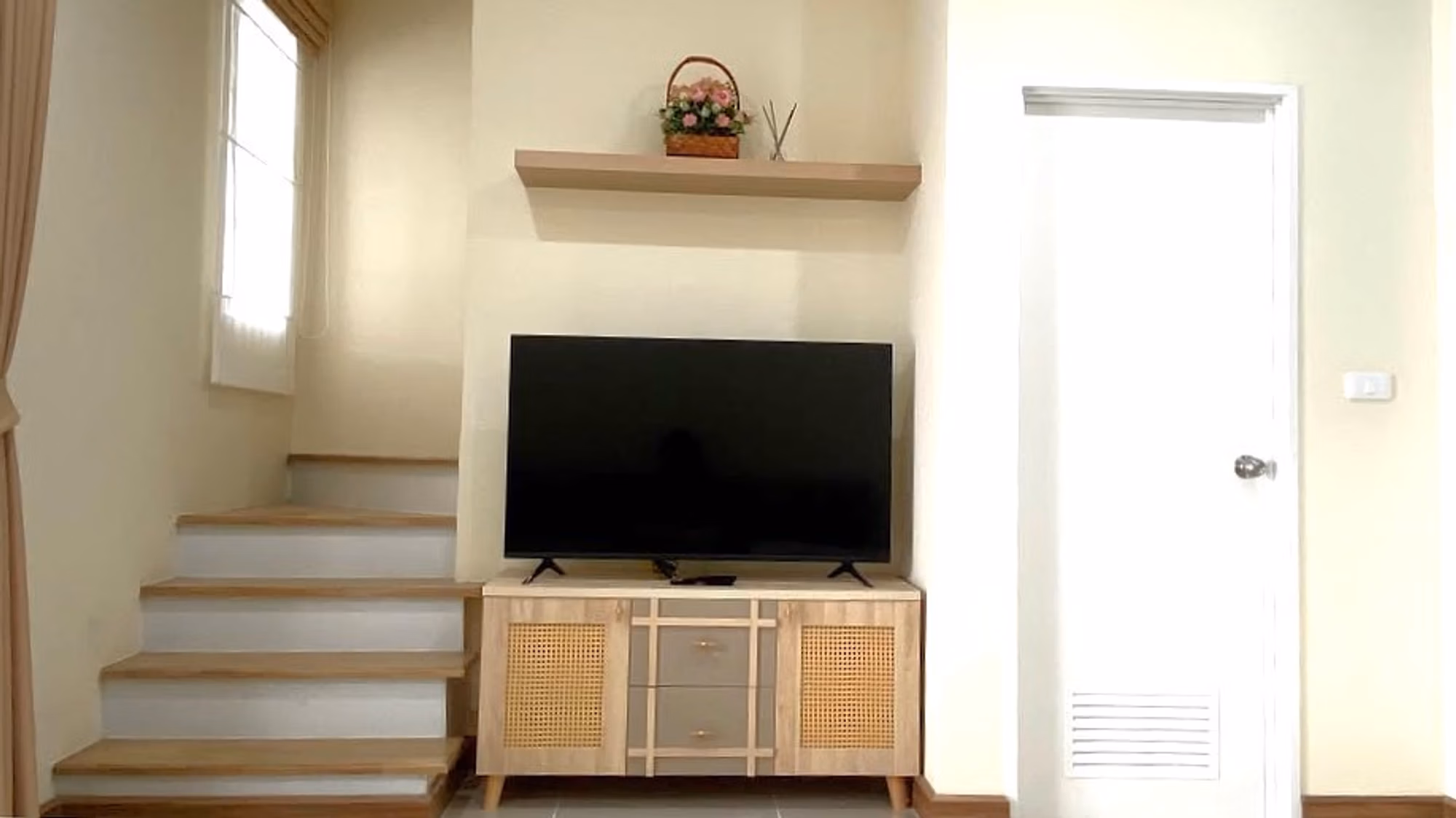 3 Bed Townhouse for Rent in Mueang Chiang Mai - Image 4