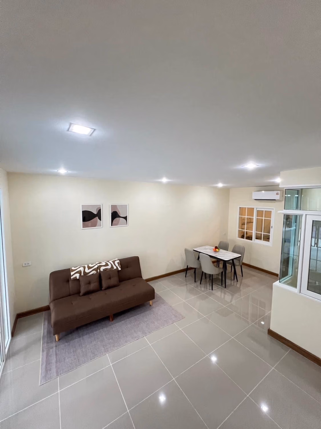 4 Bed Townhouse for Rent in Mueang Chiang Mai - Image 2
