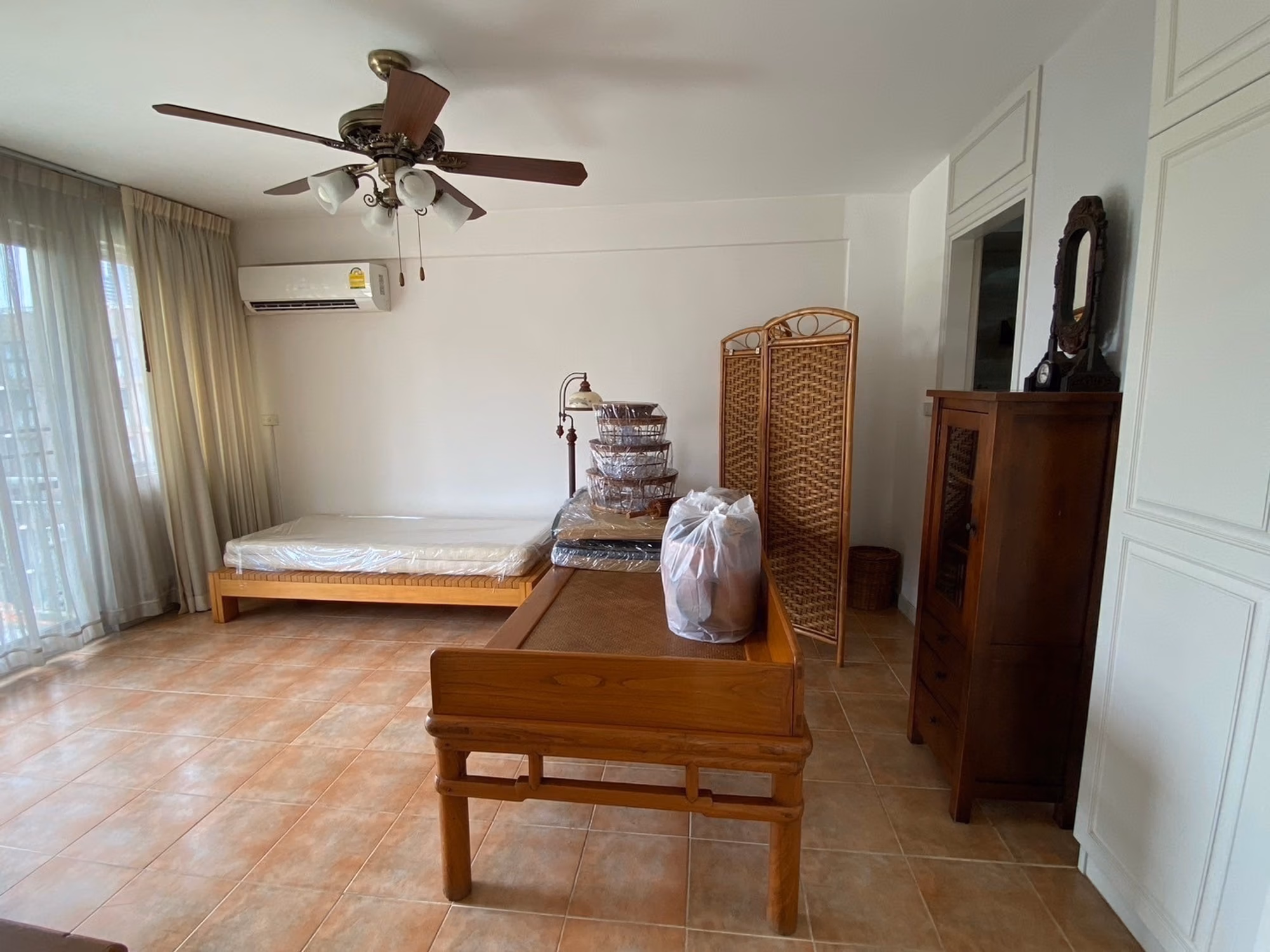 2 Bed Condo for Rent Near Thong Lo BTS - Image 2