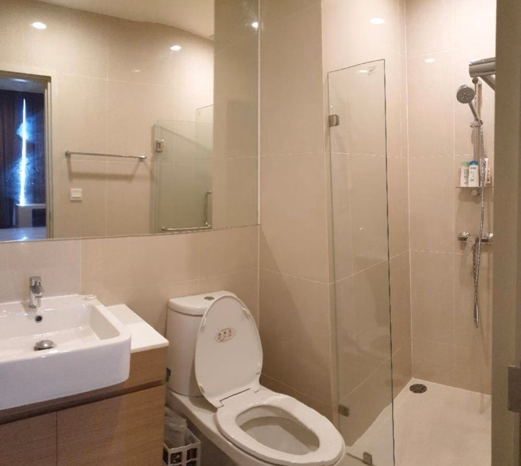 1 ห้องนอน คอนโด สำหรับ จำหน่าย ใน Huai Khwang - Image 5