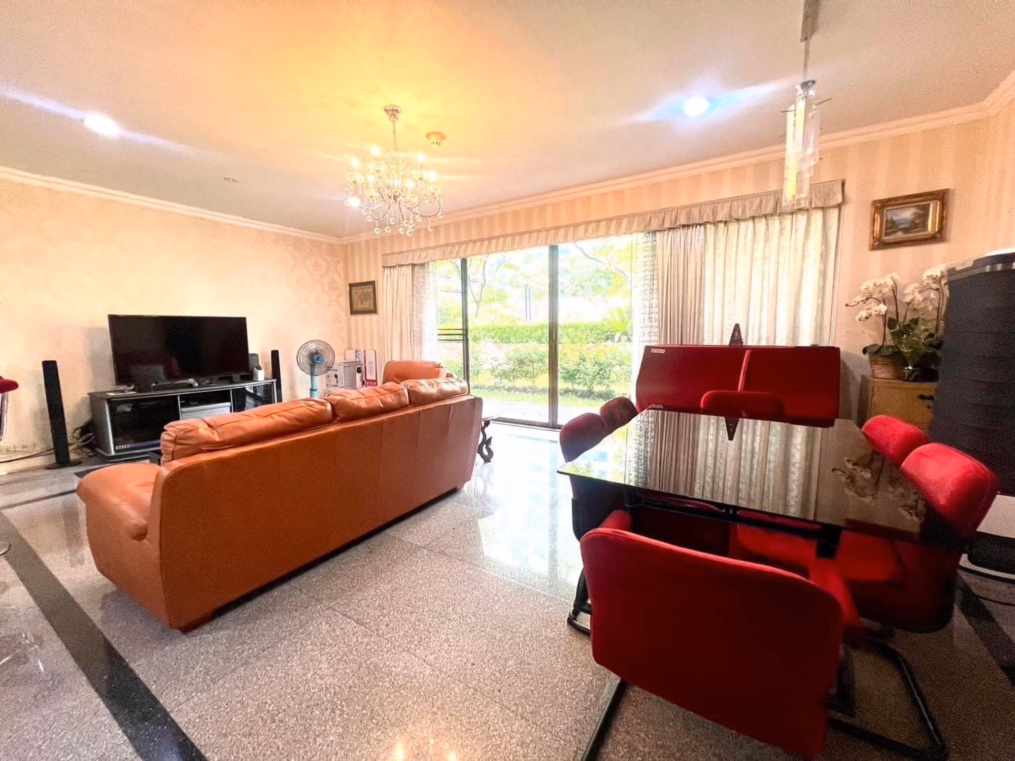 2 Bed Condo for Sale in Pathum Wan - Image 3