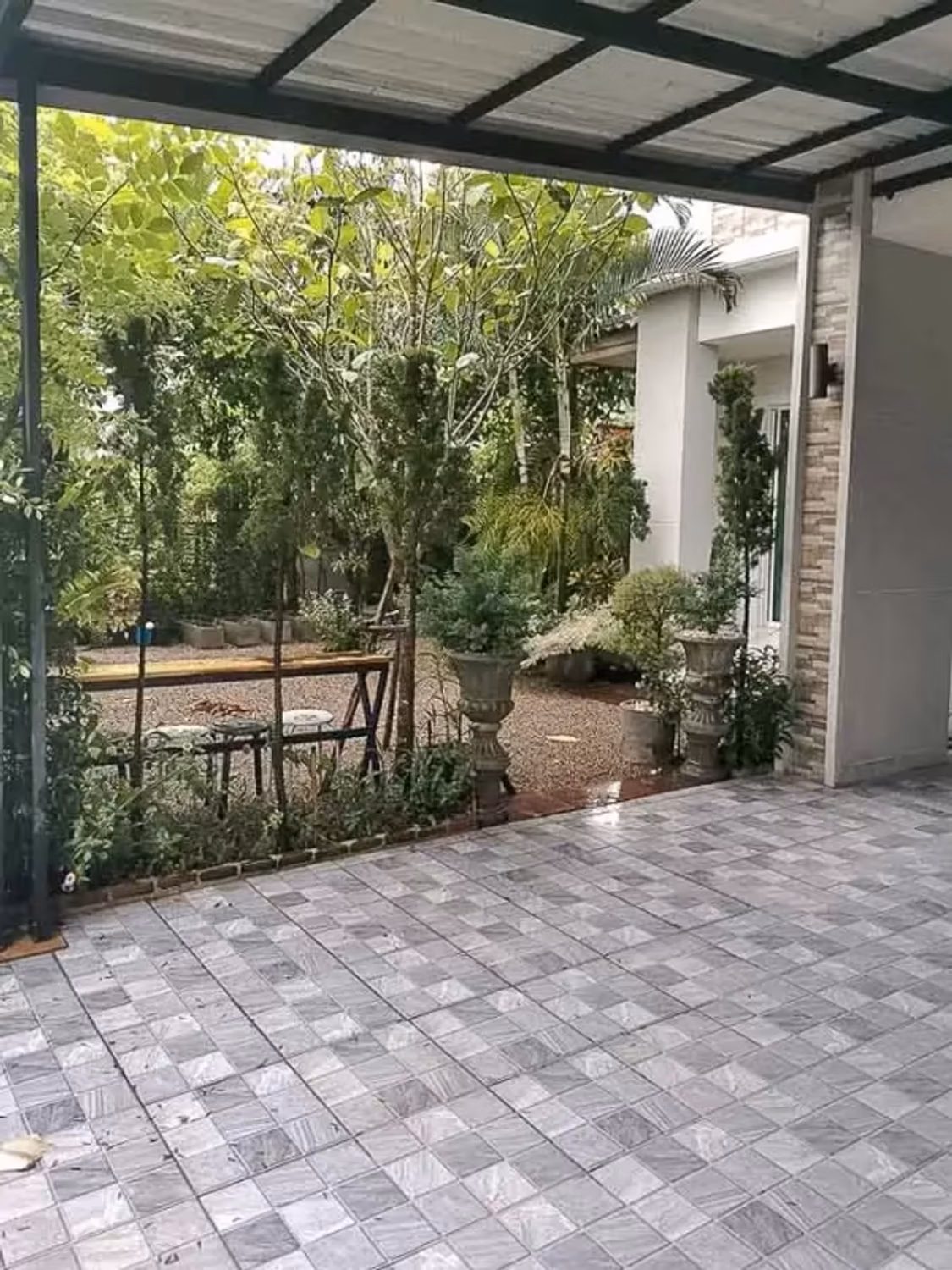 4 Bedroom House - Image 4