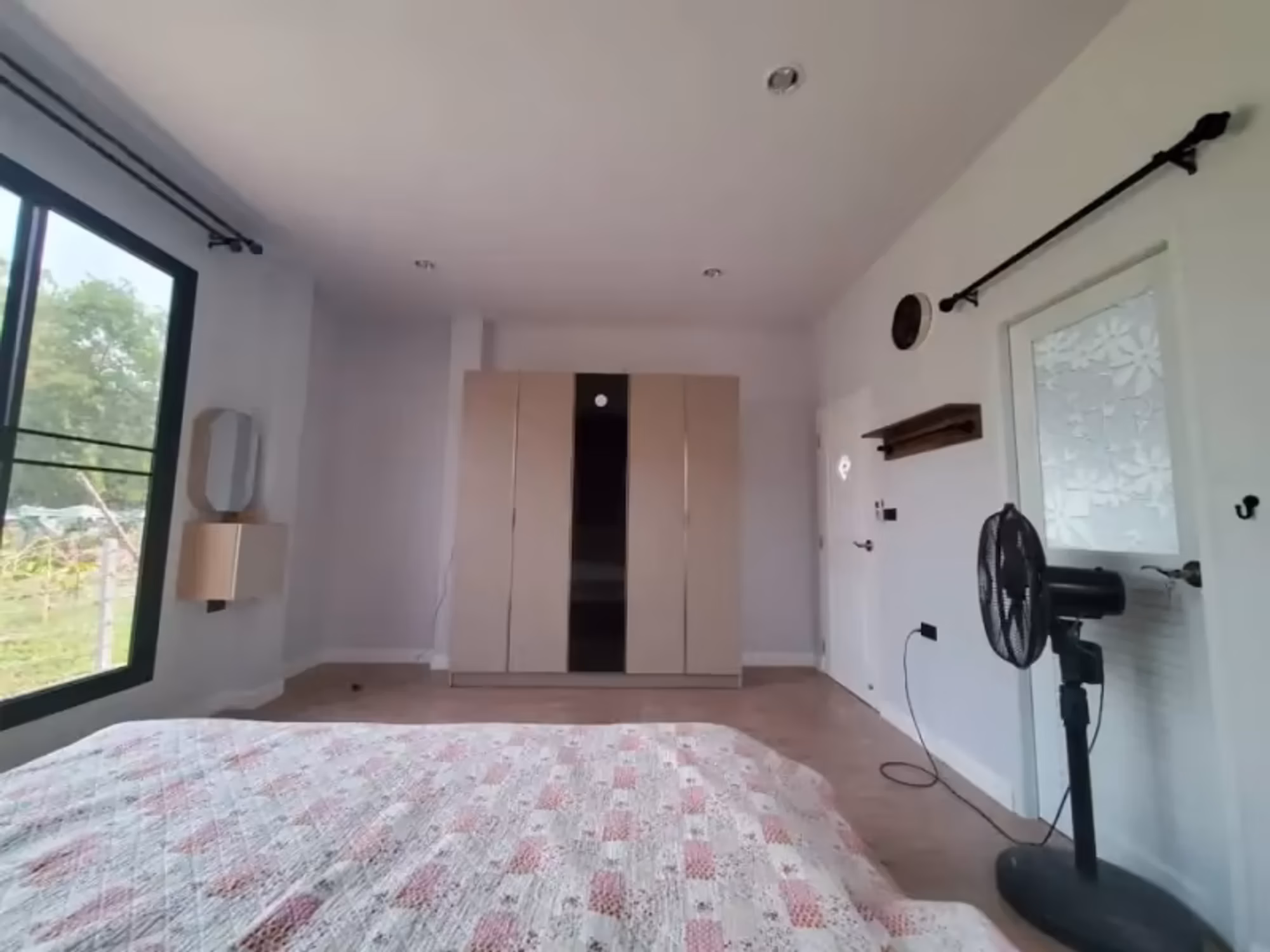 3 Bedroom House - Image 4