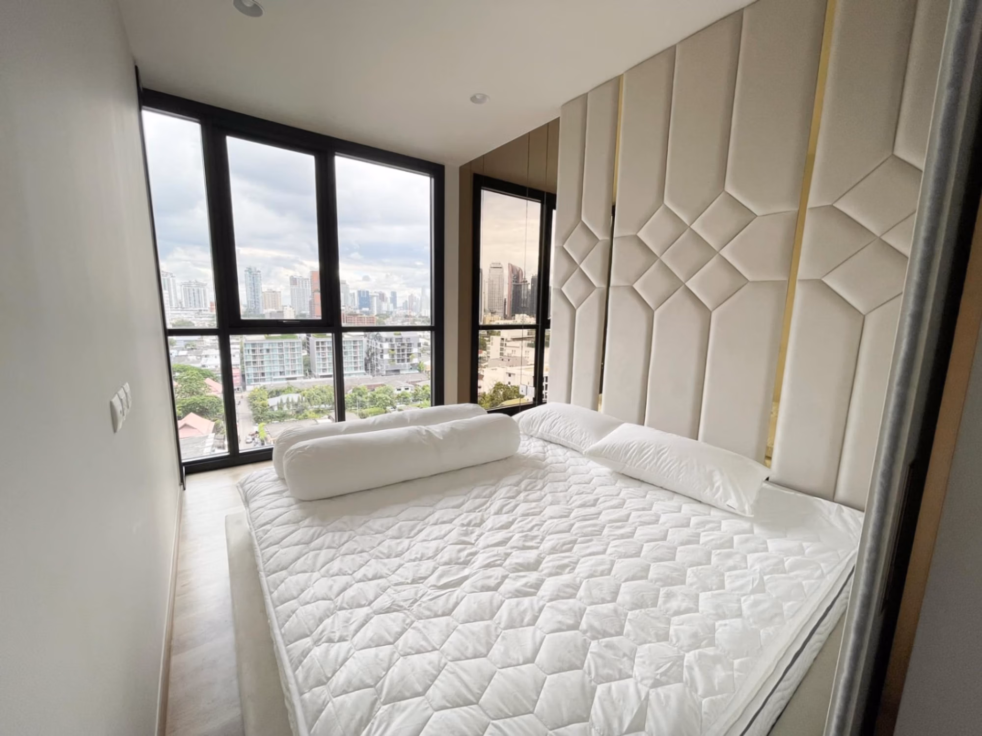 1 Bed Condo for Sale in Khlong Toei - Image 3