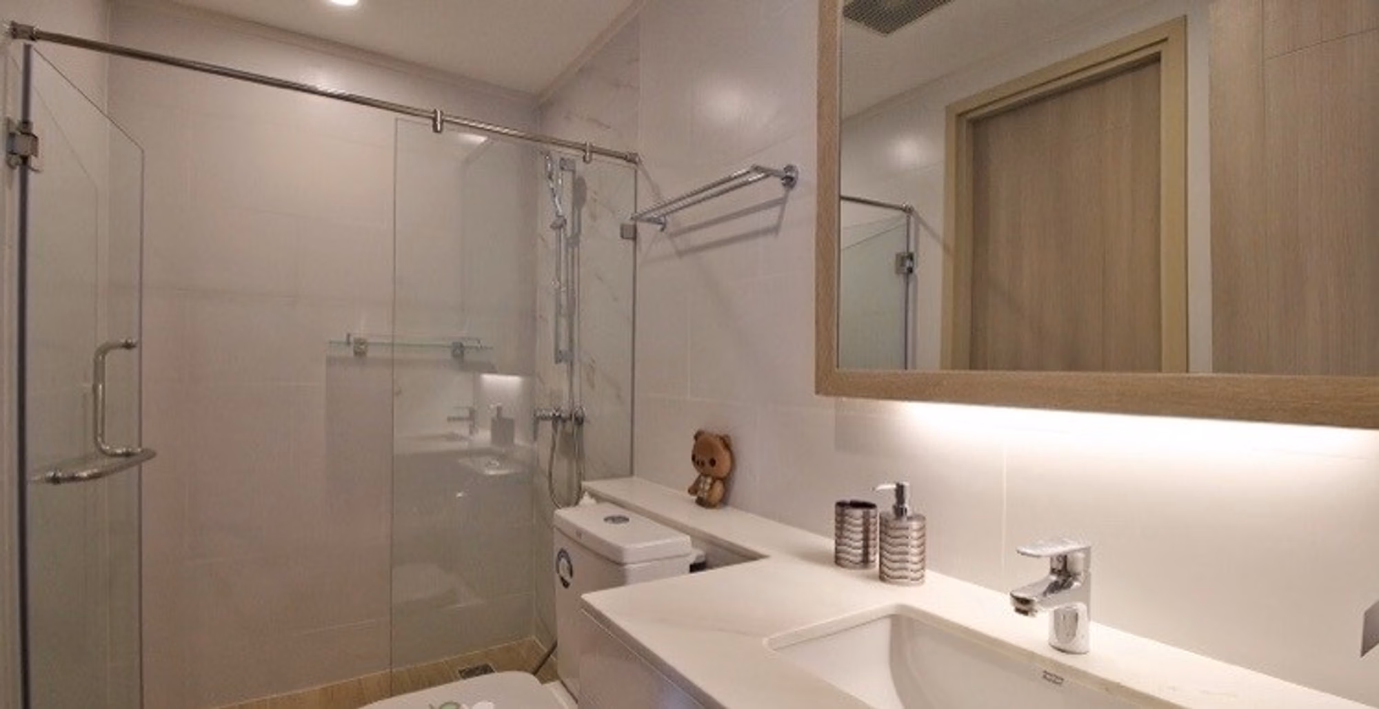 3 Bed Condo for Rent in Watthana - Image 10