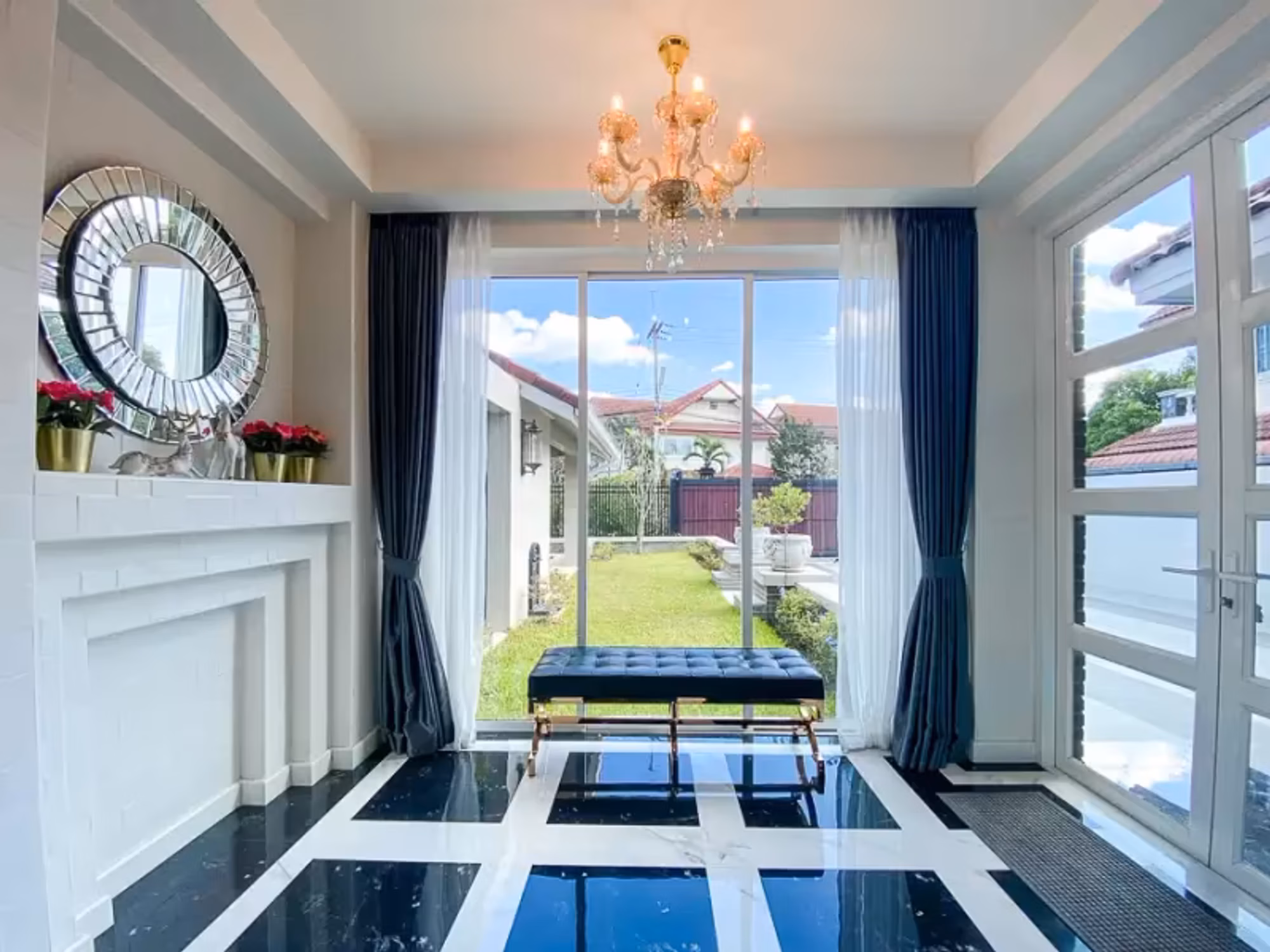 4 Bedroom House - Image 9