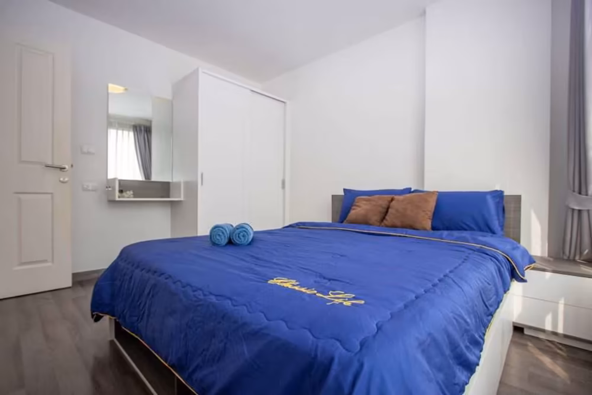 Condo for Sale at DVieng Santitham - Image 1