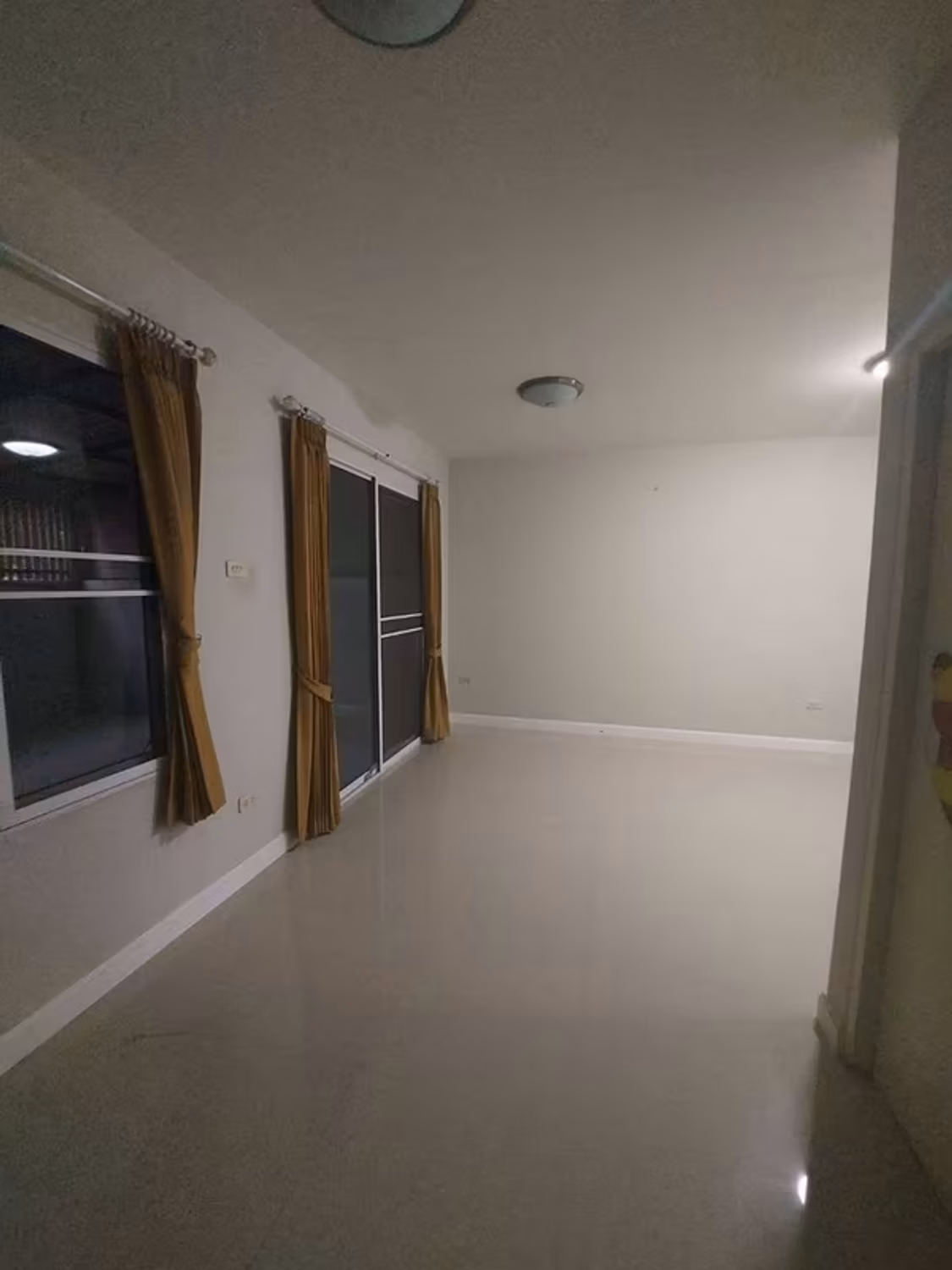 Townhouse for Sale at Karnkanok Town 1 - Image 4