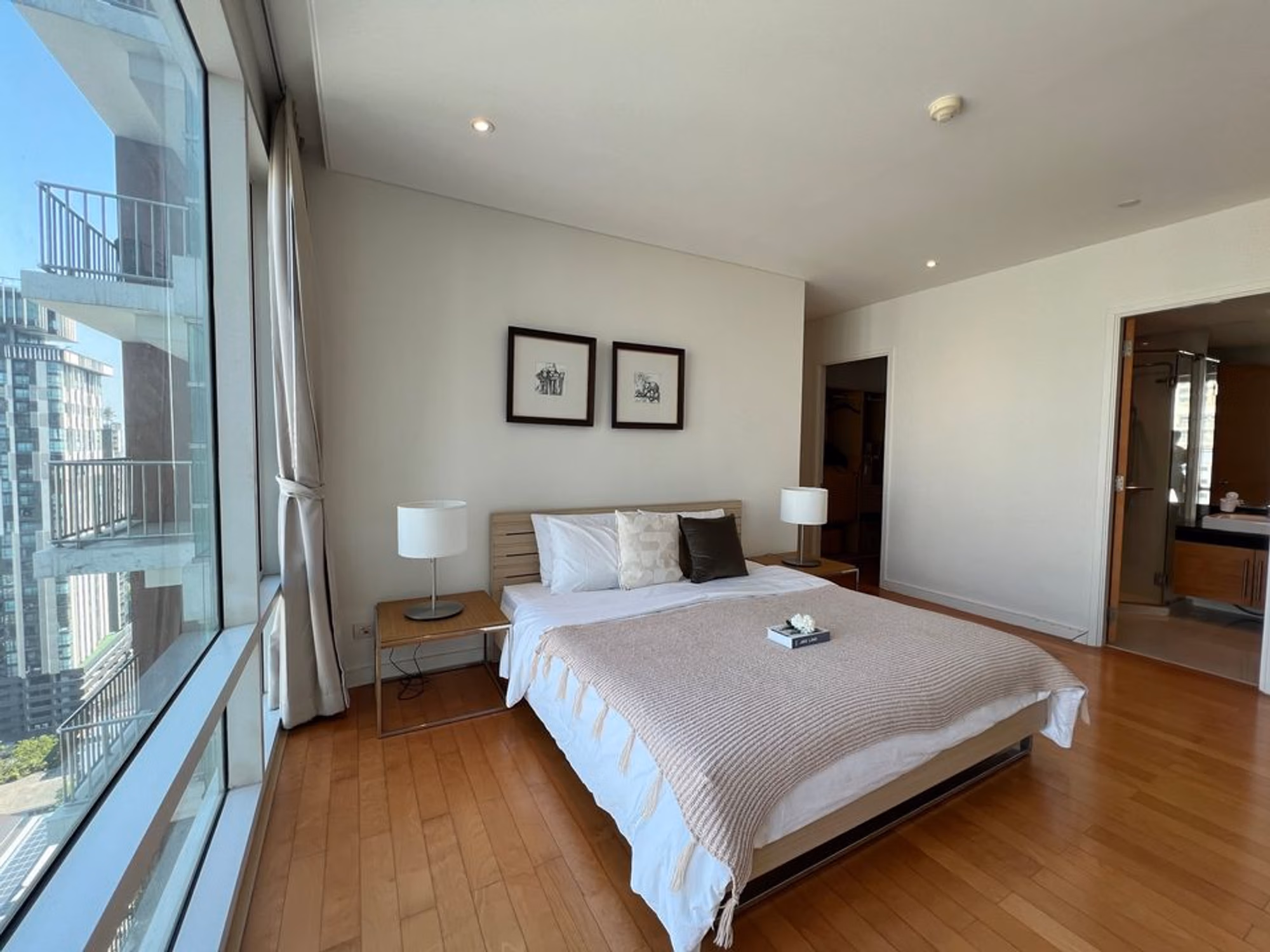 2 Bedroom Condo for Rent at Fullerton Sukhumvit - Image 13