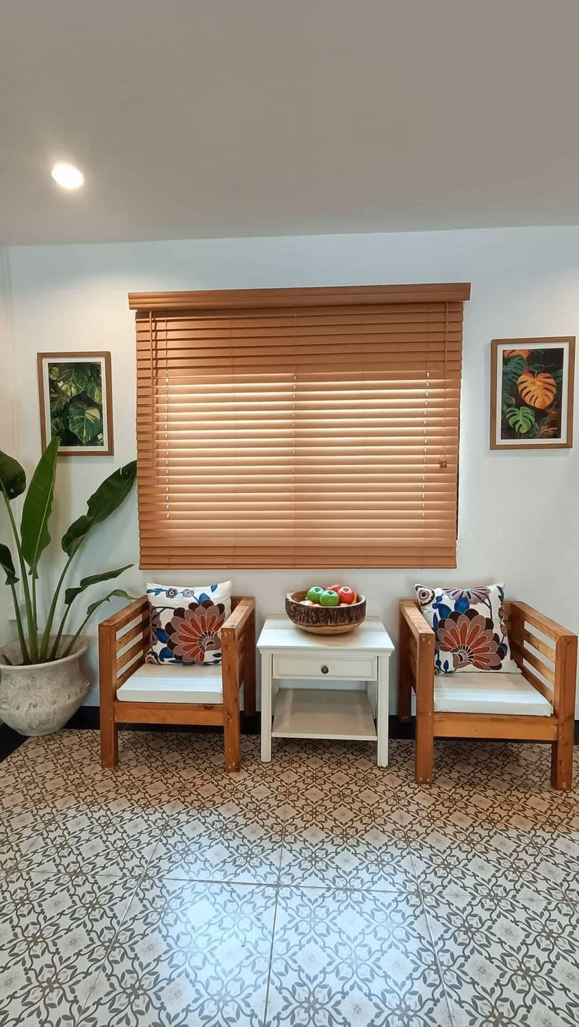 4 Bed House for Sale in San Pa Tong District - Image 3