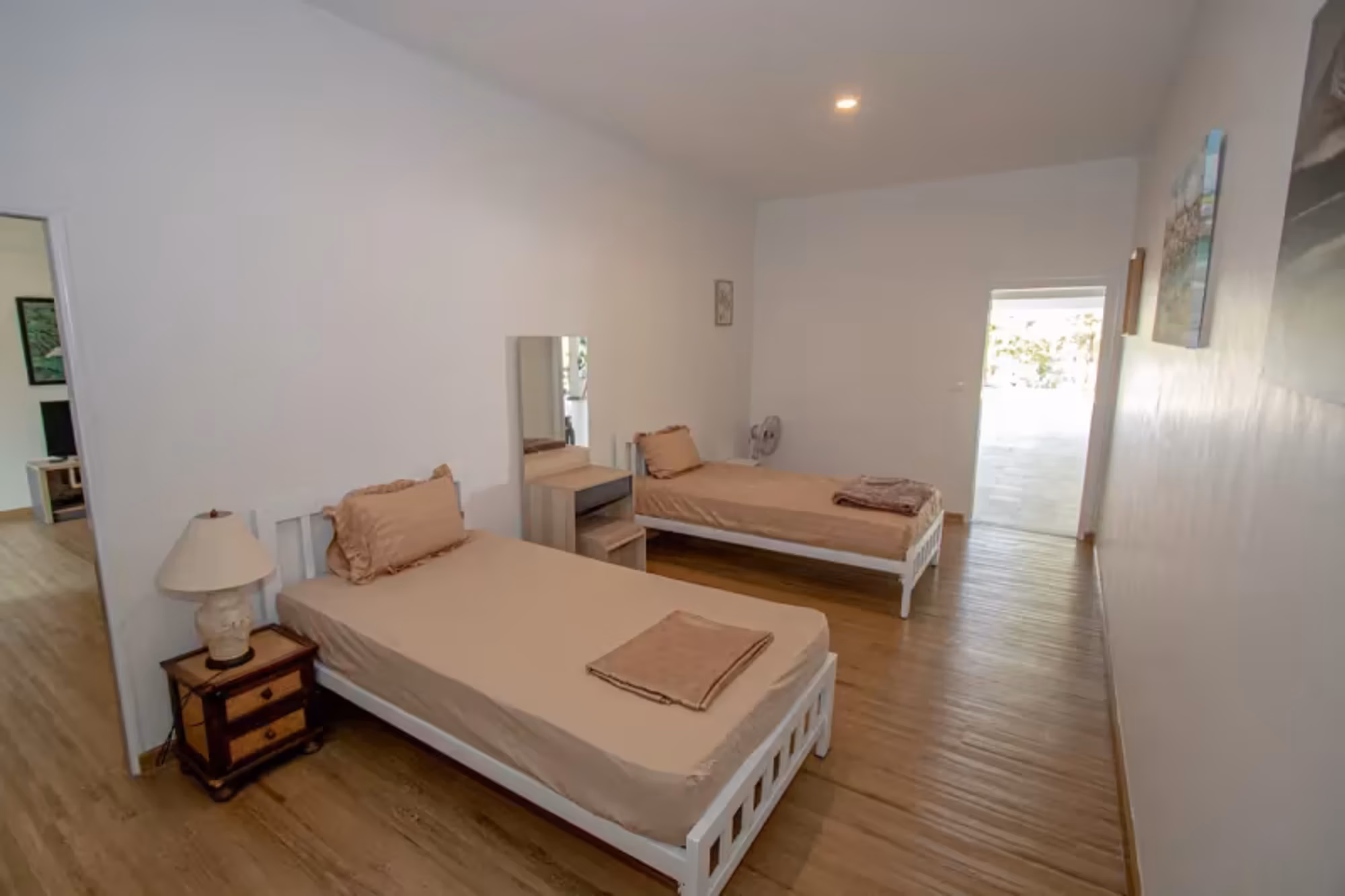 5 Bedroom House - Image 6