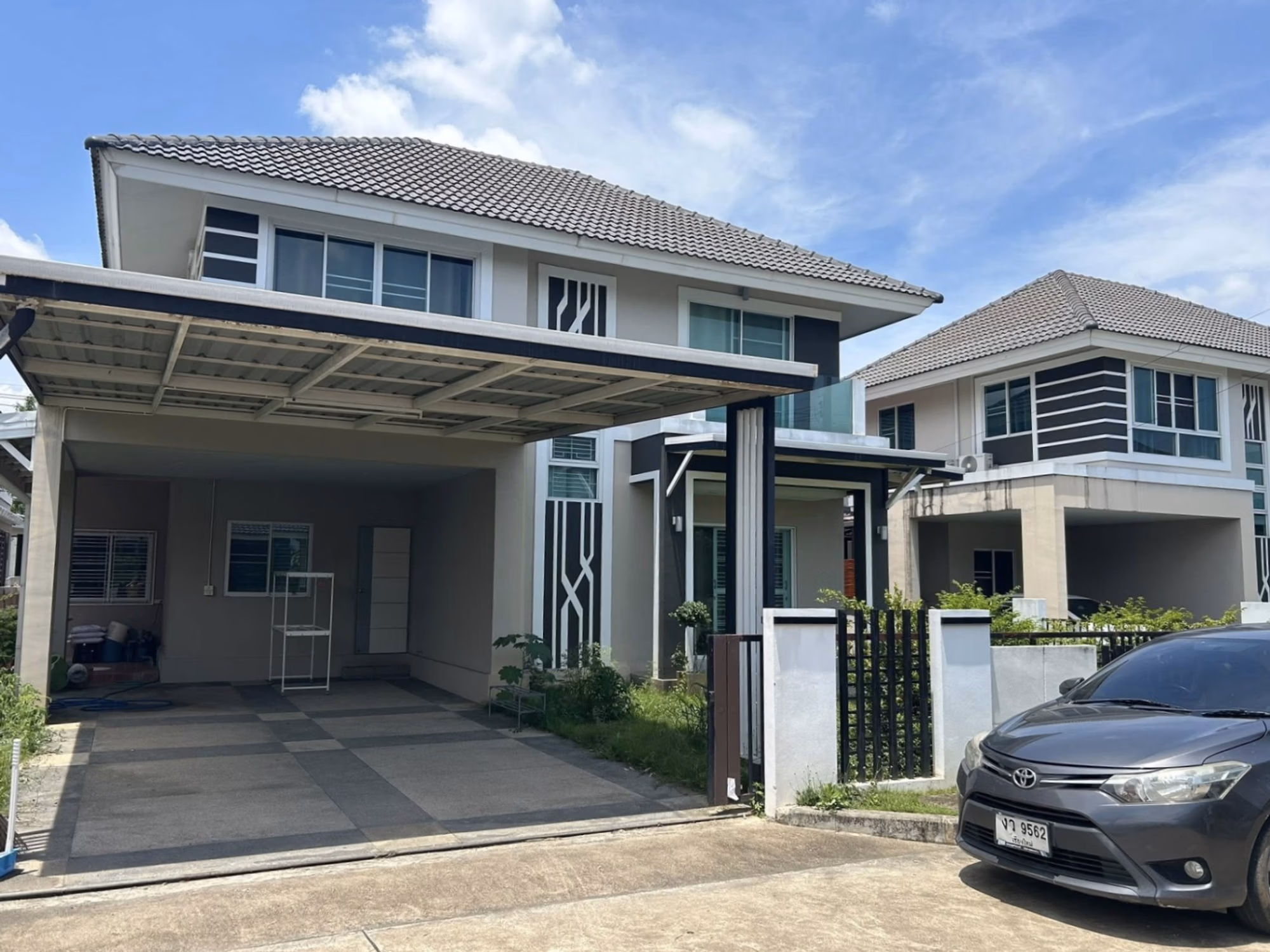 3 Bed House for Rent in San Sai - Image 1