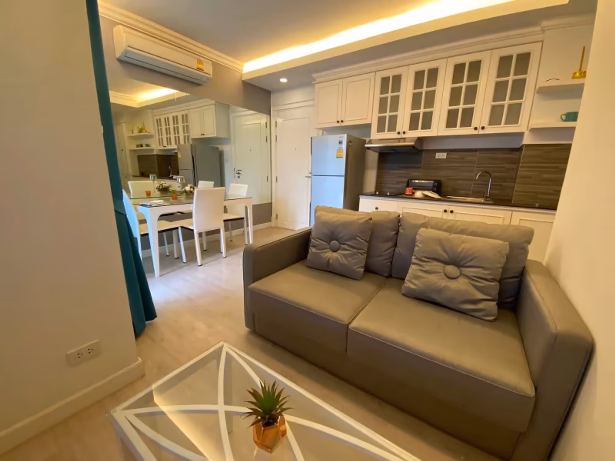 1 Bedroom Condo - Image 7