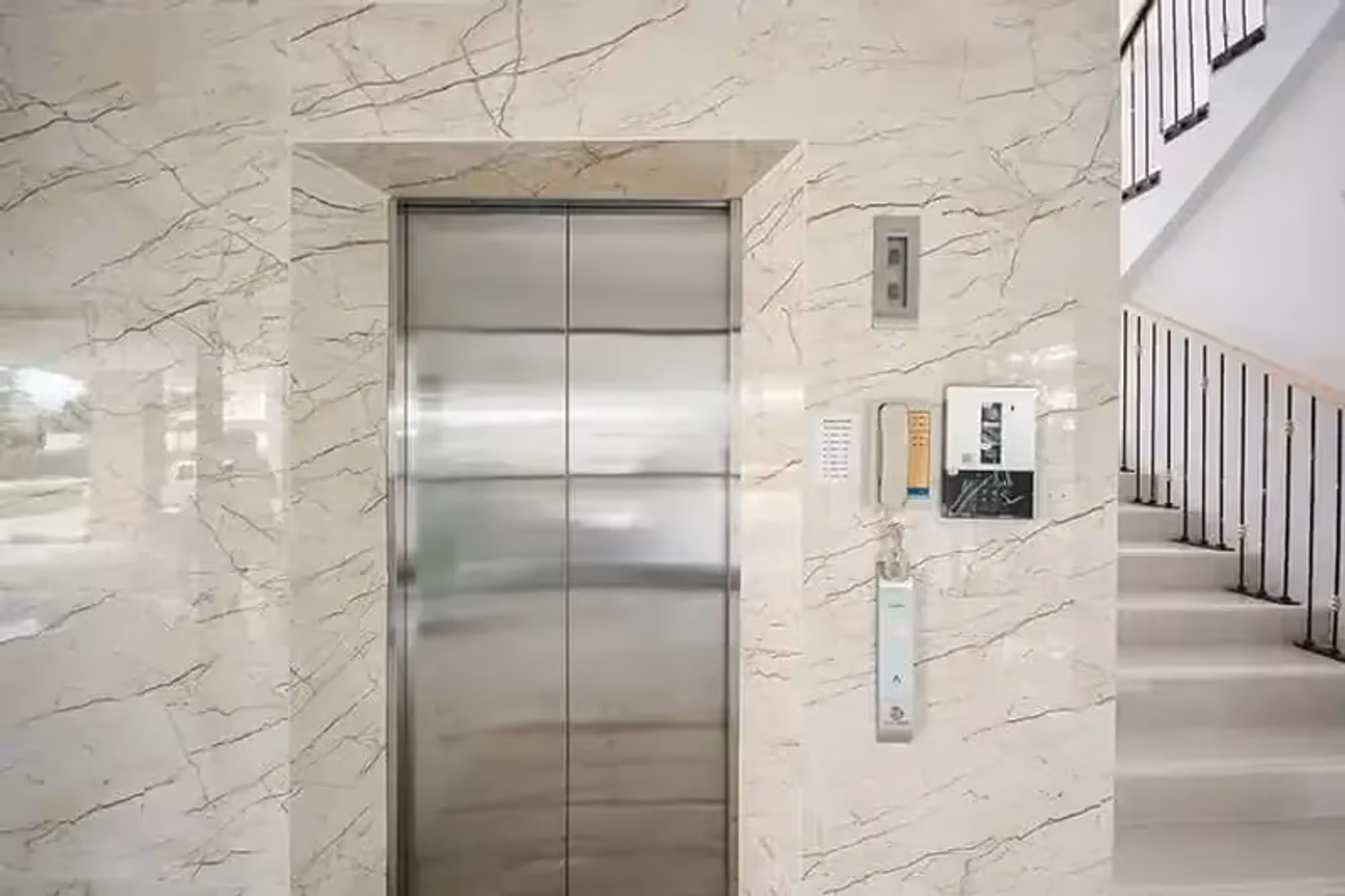1 Bedroom Condo - Image 2