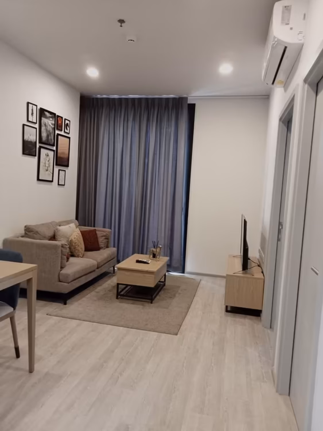 Condo - Image 2