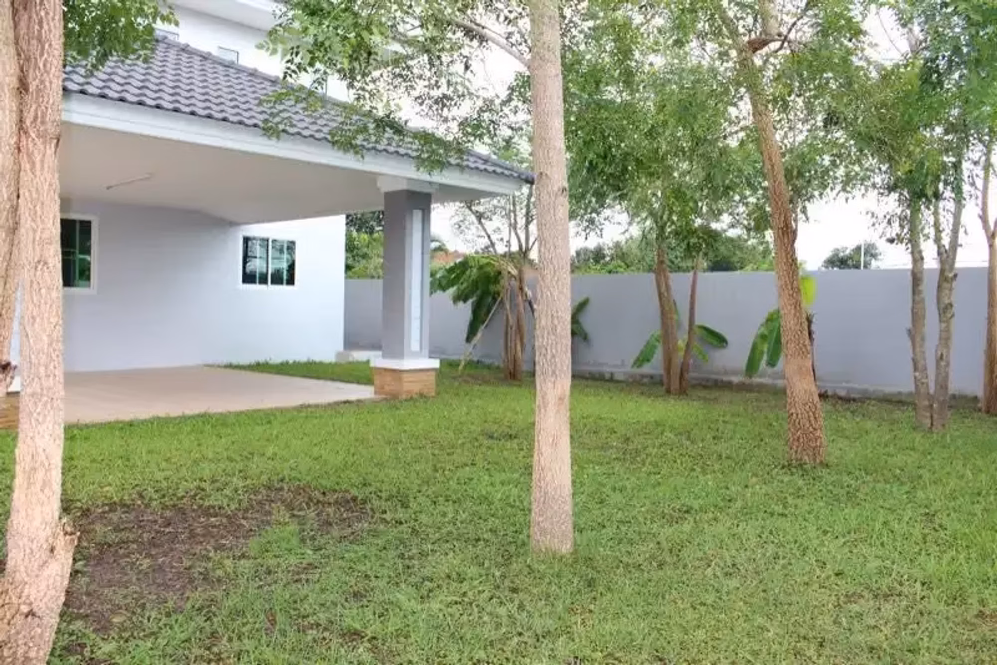 4 Bedroom House - Image 9