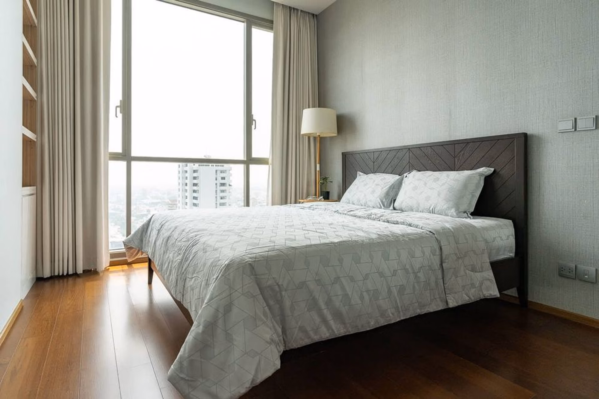 Condo - Image 18
