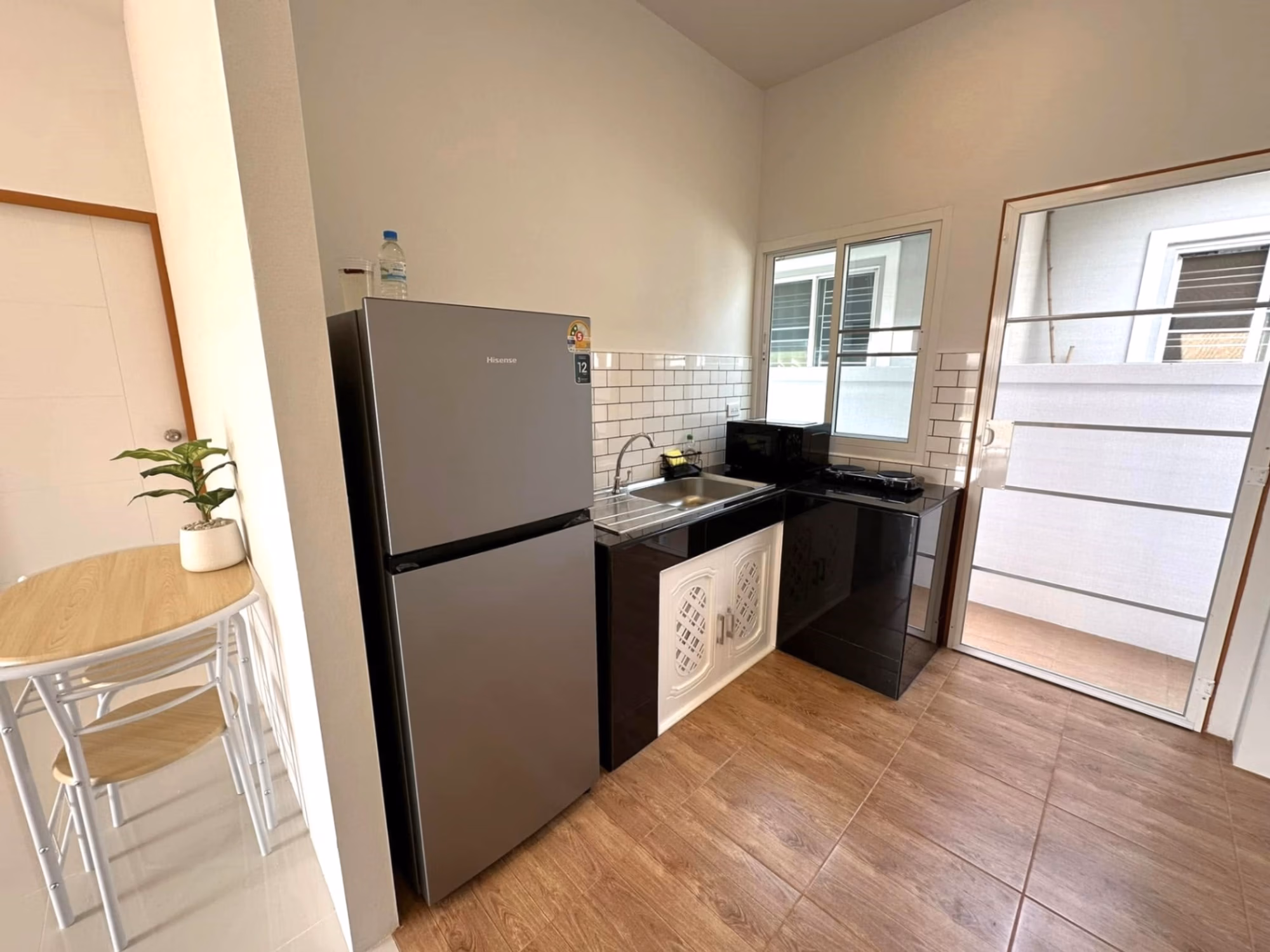 2 Bed House for Rent in Hang Dong District - Image 3